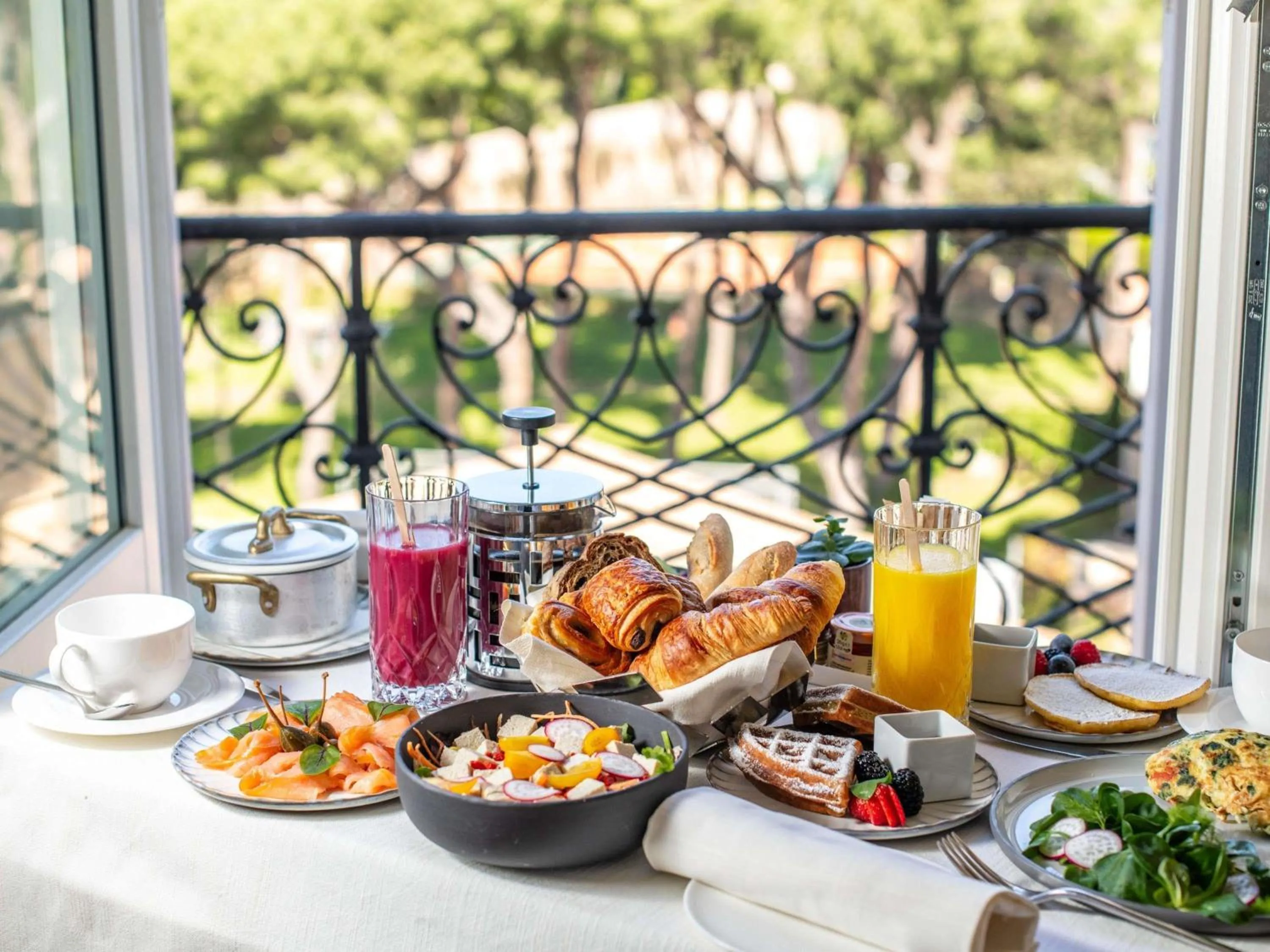 Breakfast in Sofitel Roma Villa Borghese