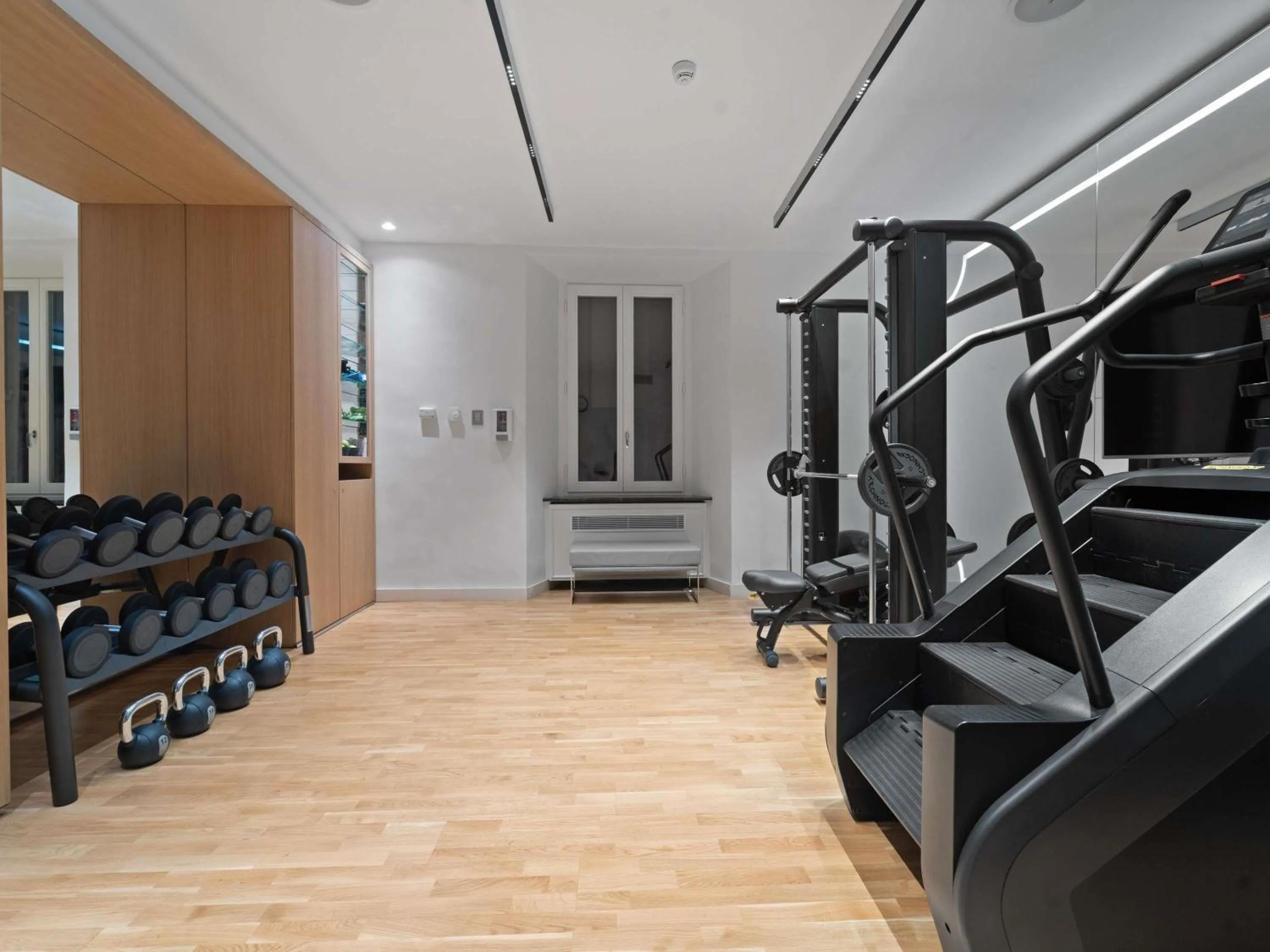 Fitness centre/facilities in Sofitel Roma Villa Borghese