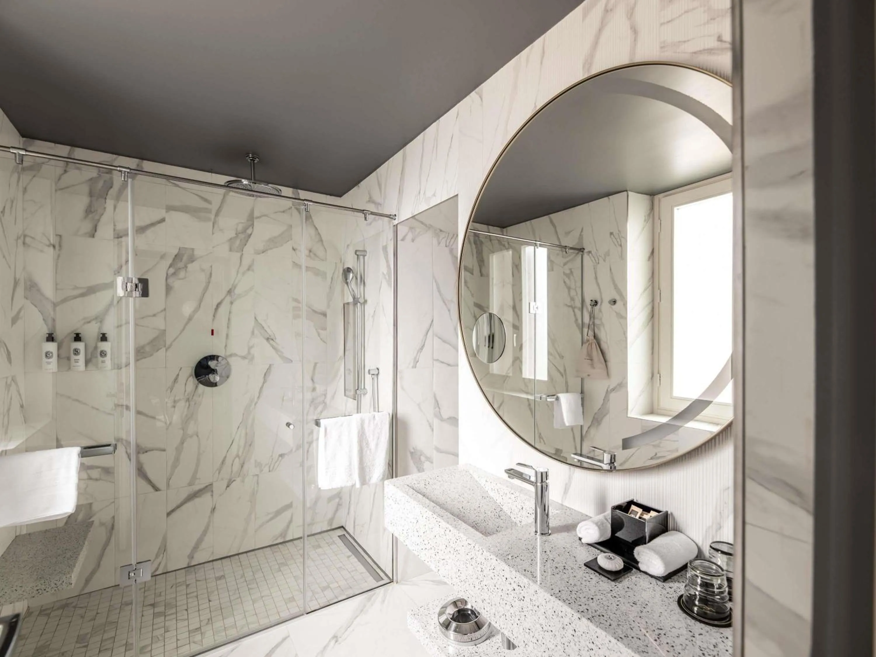 Bedroom in Sofitel Roma Villa Borghese