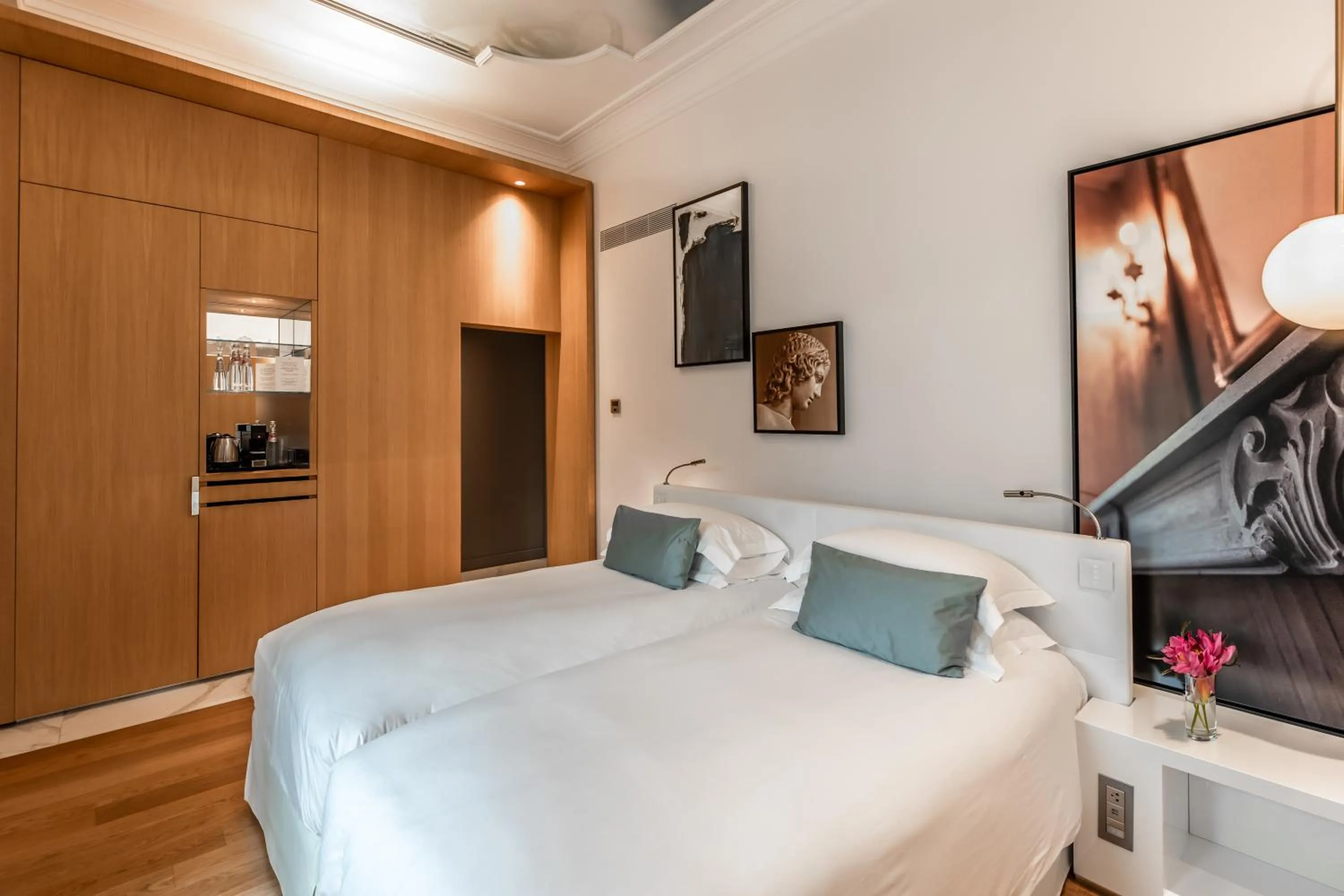 Bedroom, Bed in Sofitel Roma Villa Borghese