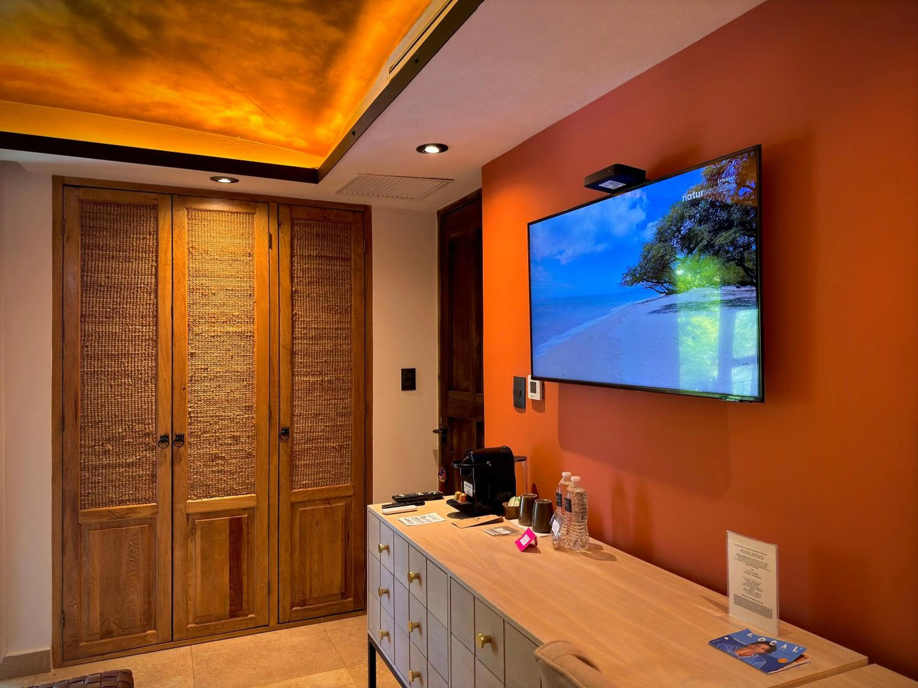 TV and multimedia in Hotel Boutique Casa Laja