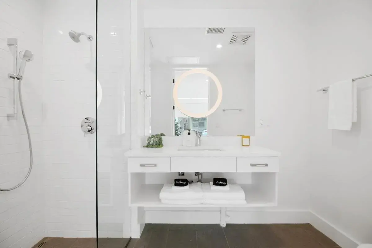 One-Bedroom Premier Apartment in The Iris One-Bedroom Premier Apartment in The Iris