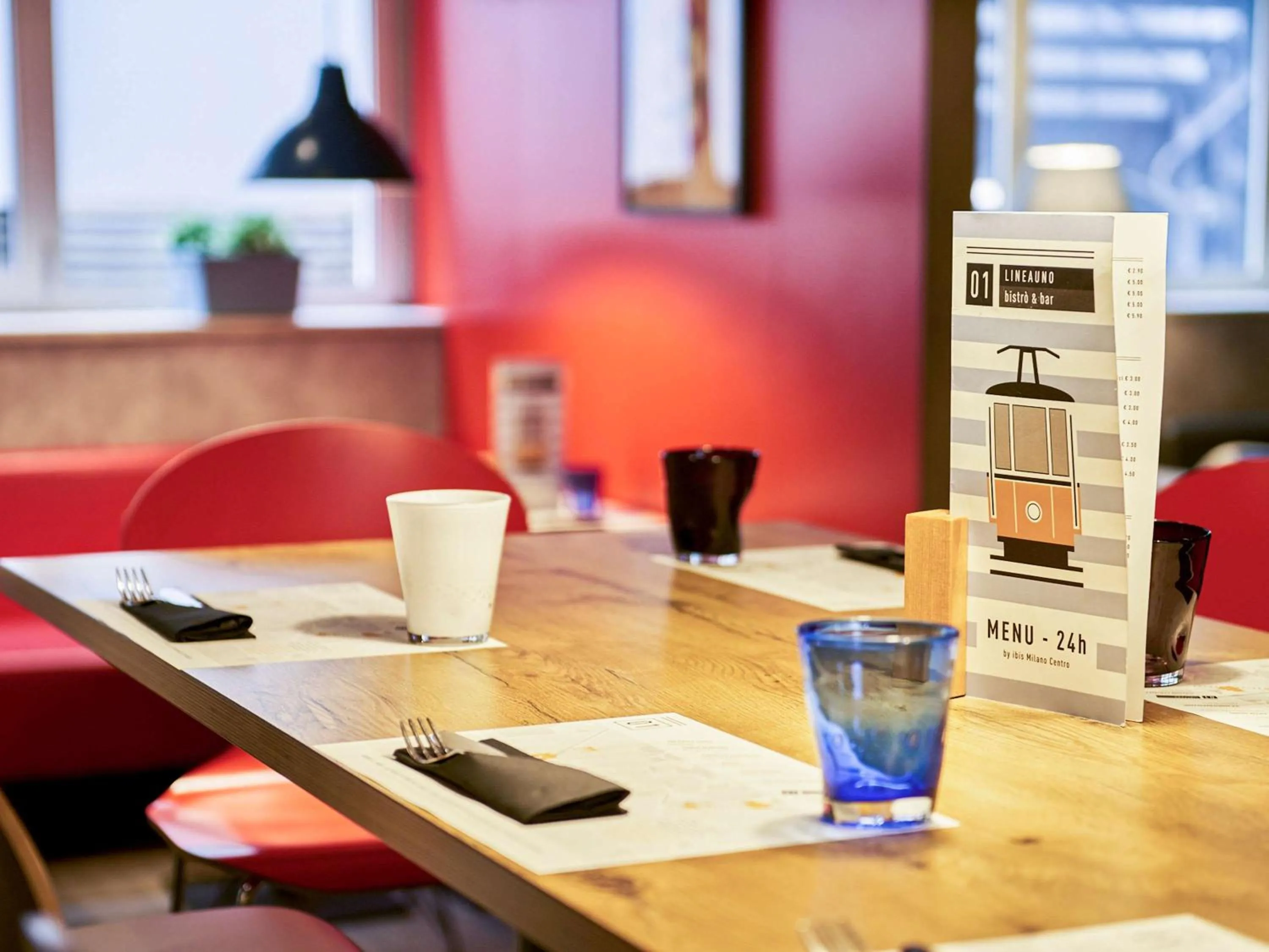 Lounge or bar in Ibis Milano Centro