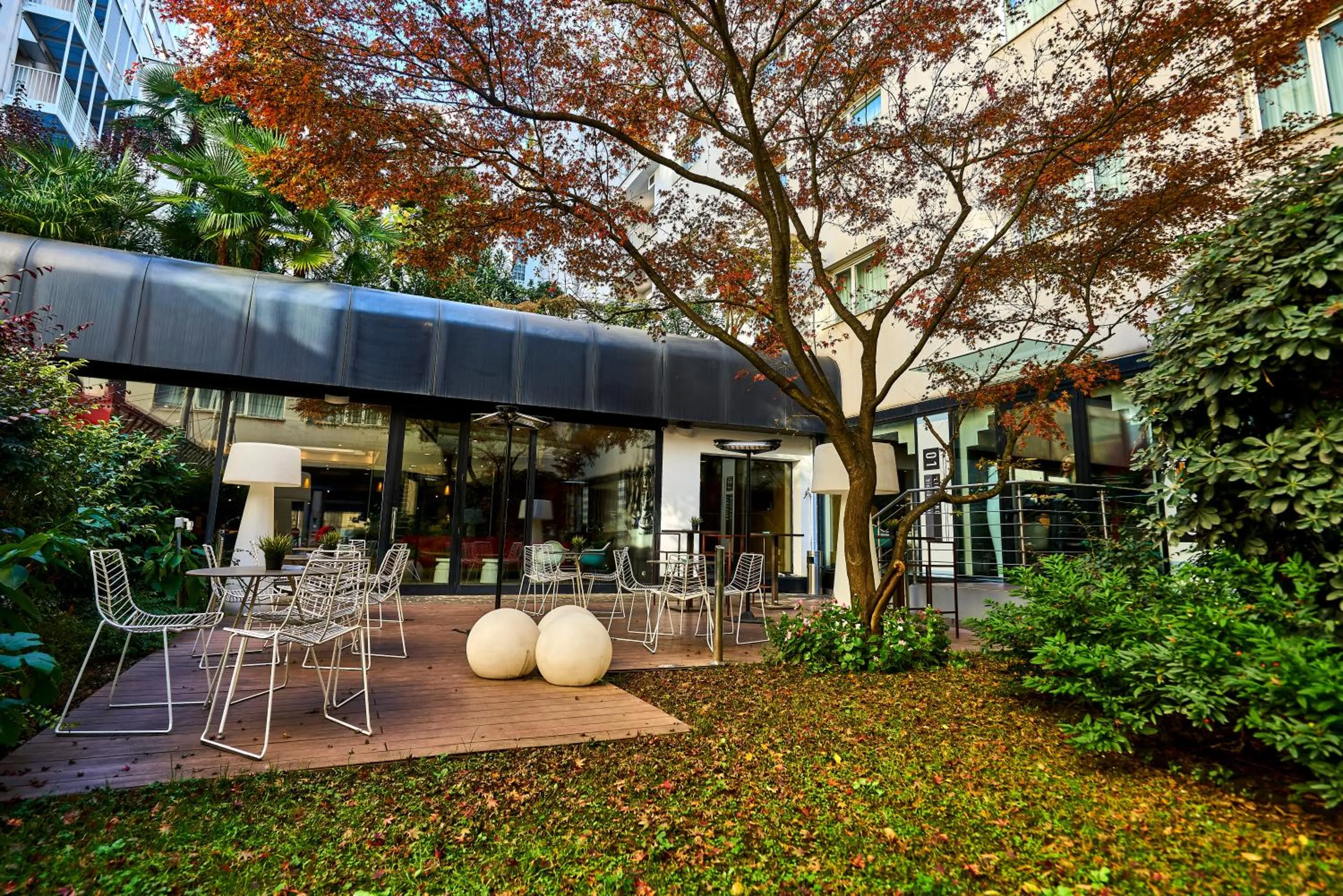 Patio in Ibis Milano Centro