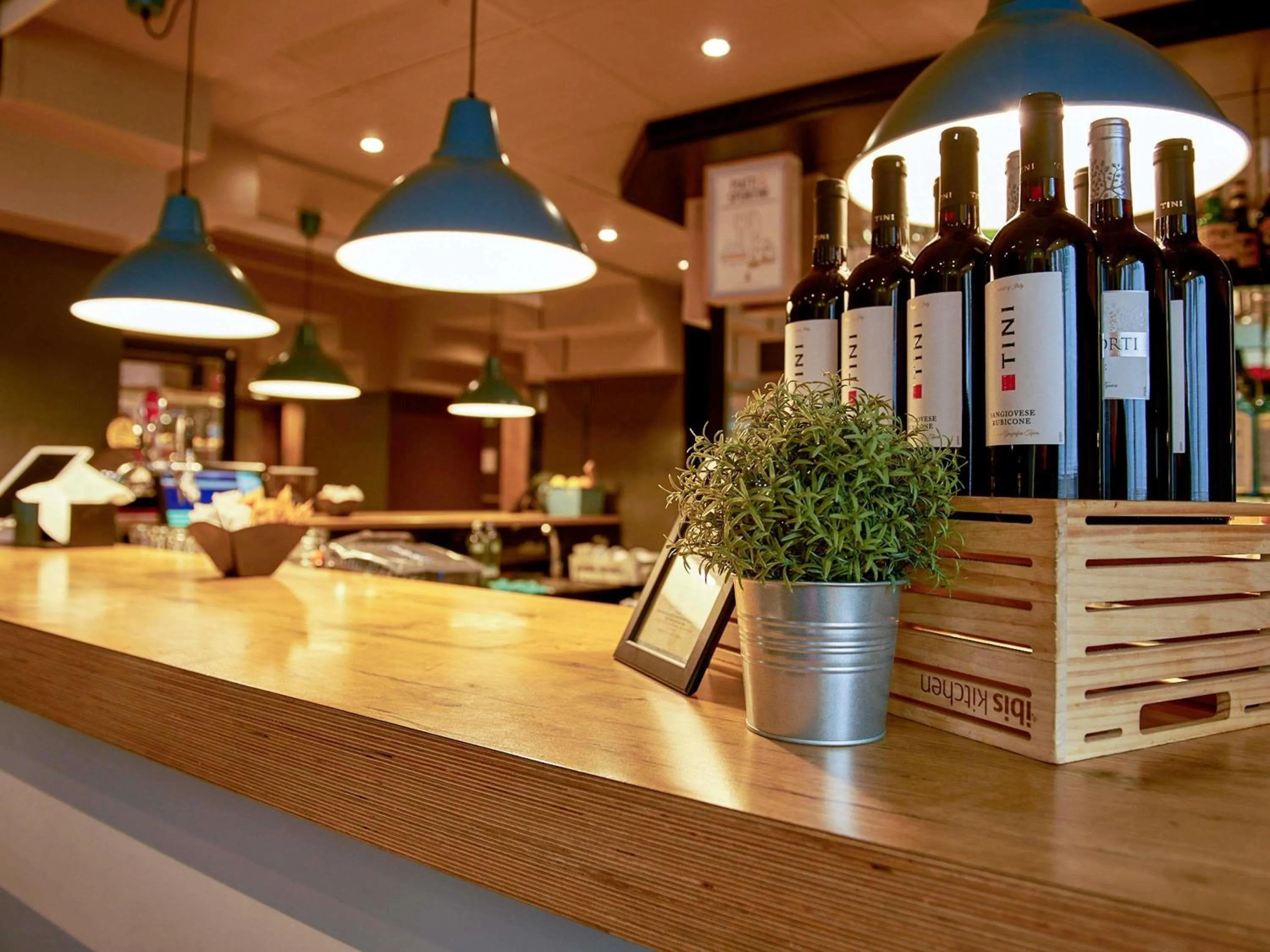 Lounge or bar in Ibis Milano Centro