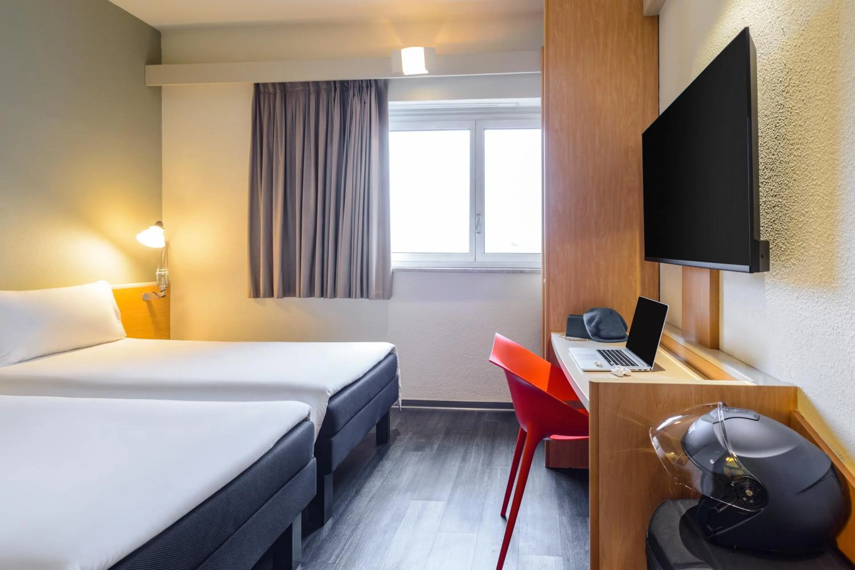 Bedroom, Bed in Ibis Milano Centro