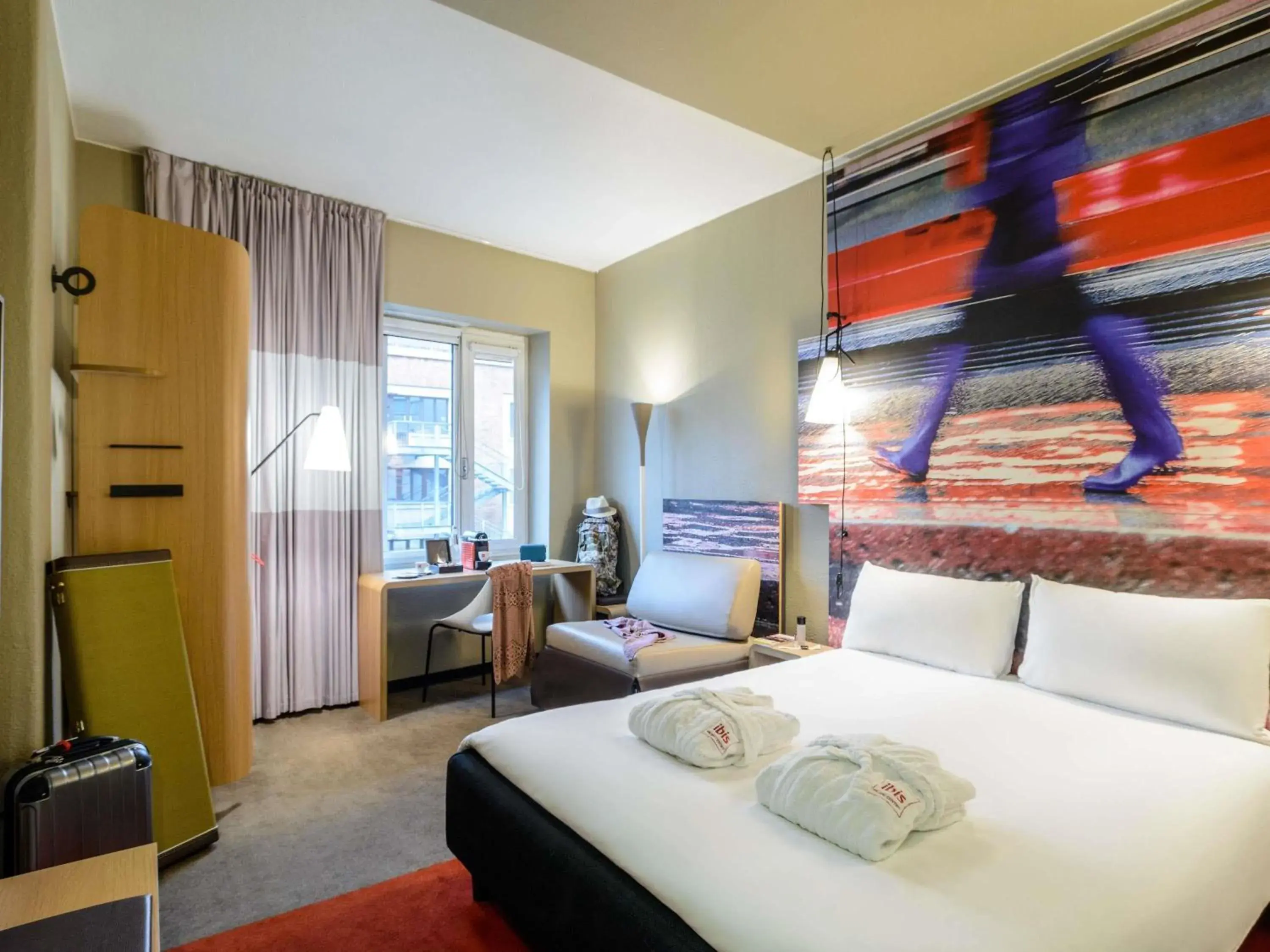 Bedroom, Bed in Ibis Milano Centro Bedroom, Bed in Ibis Milano Centro