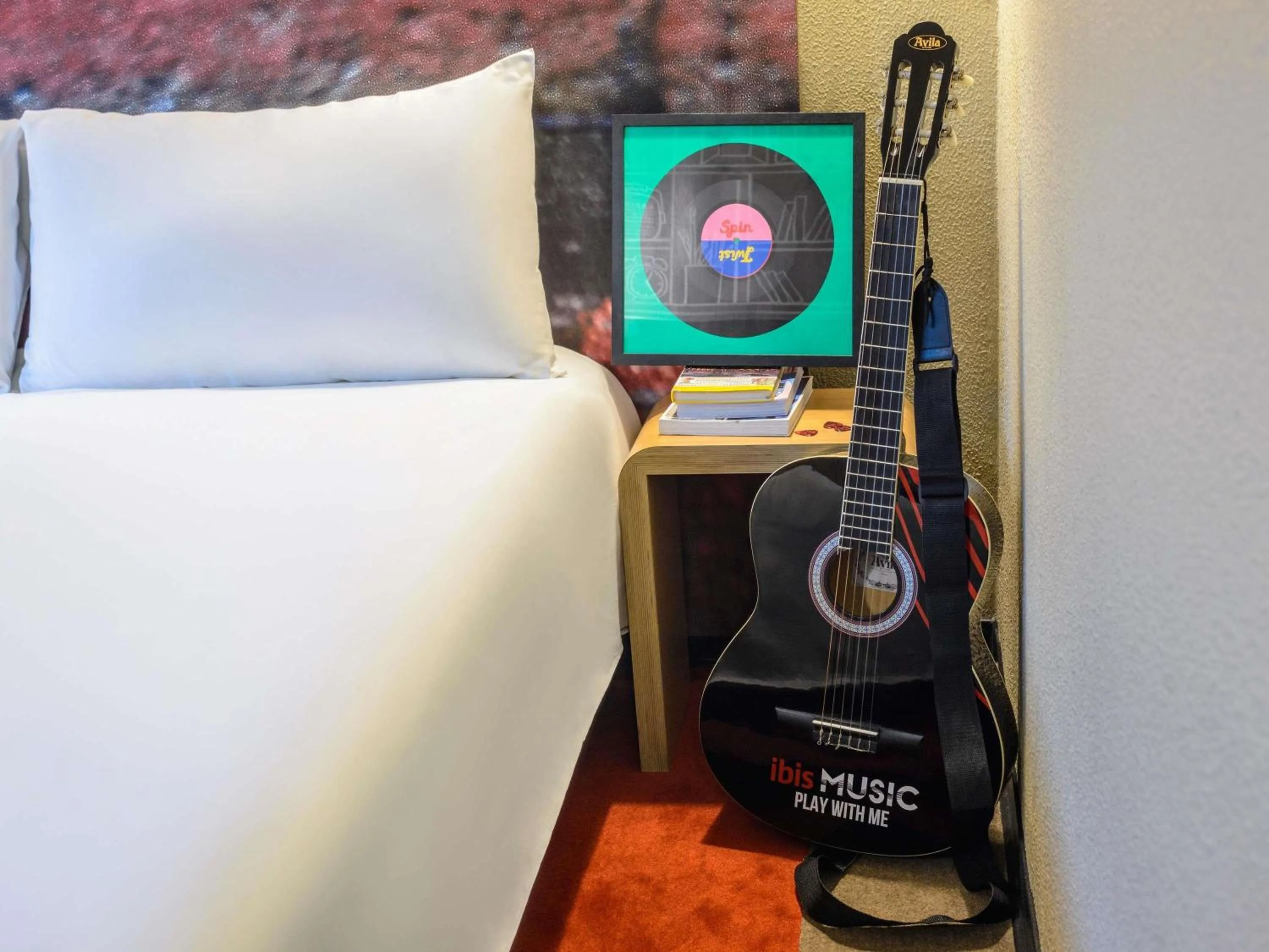 Bedroom in Ibis Milano Centro