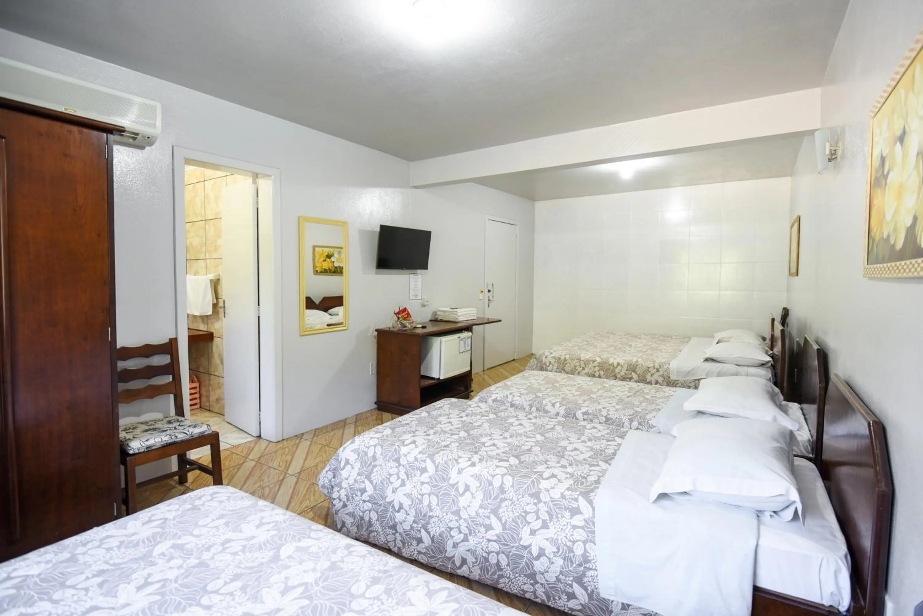 Bed in Hotel Pequenino