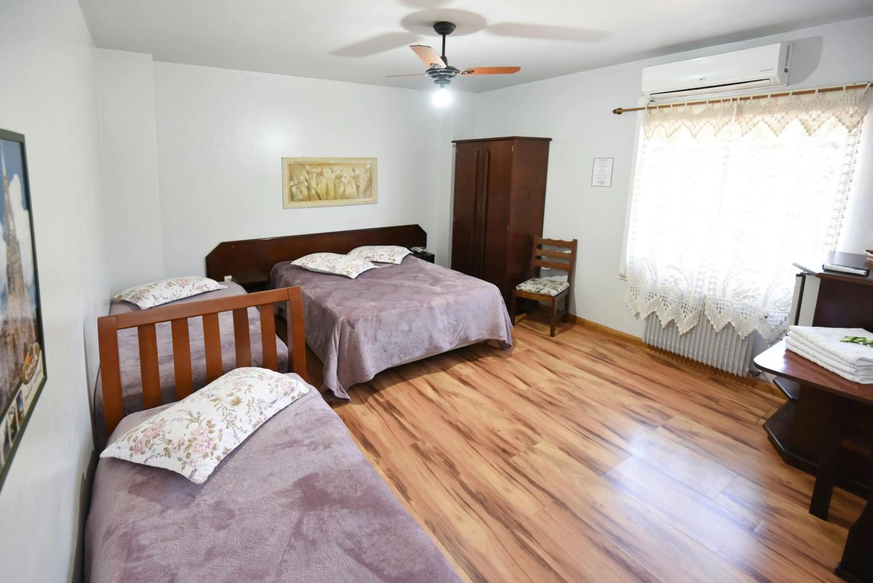 Bed in Hotel Pequenino