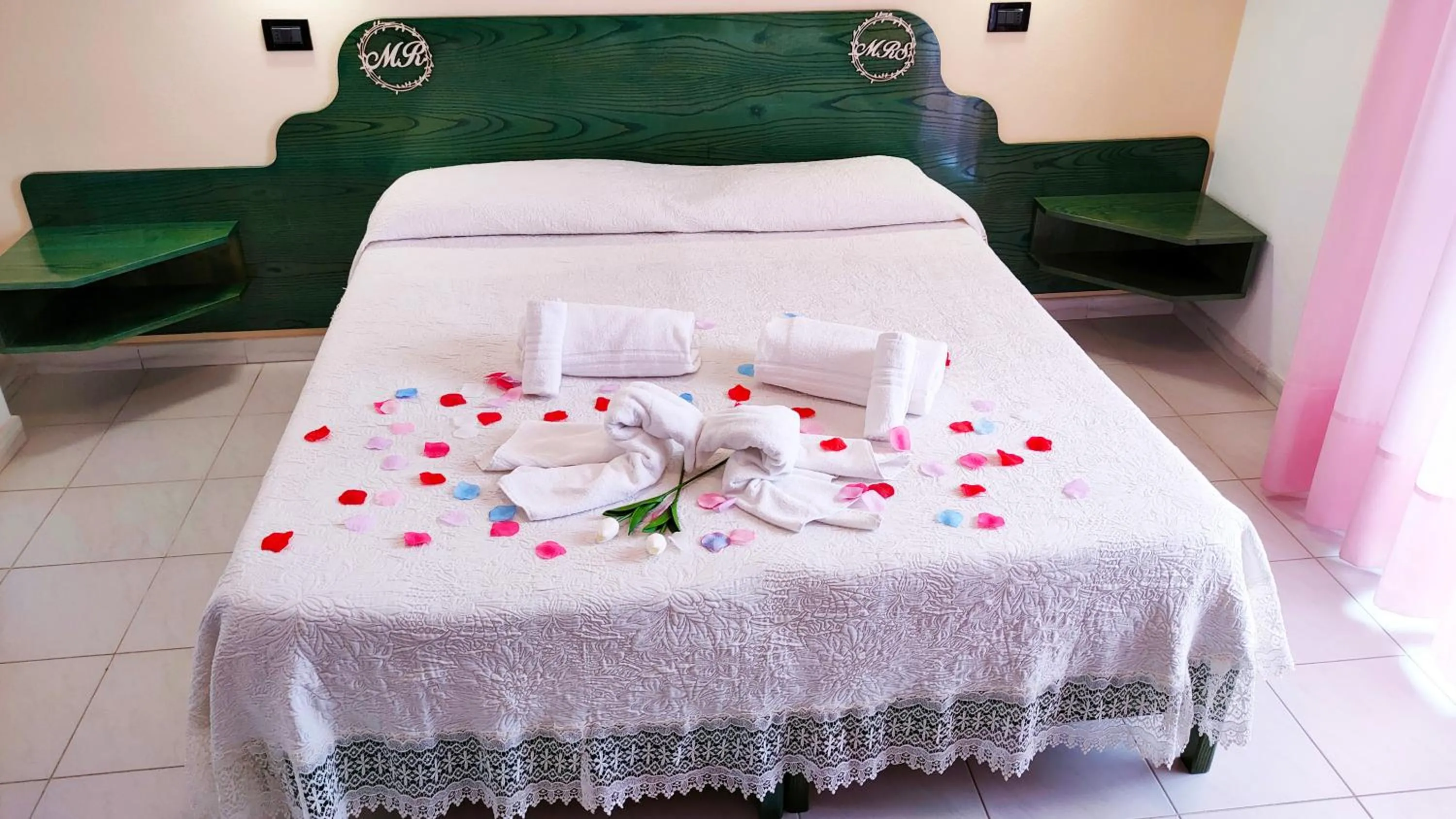 Bed in Hotel Mater Mediterranea