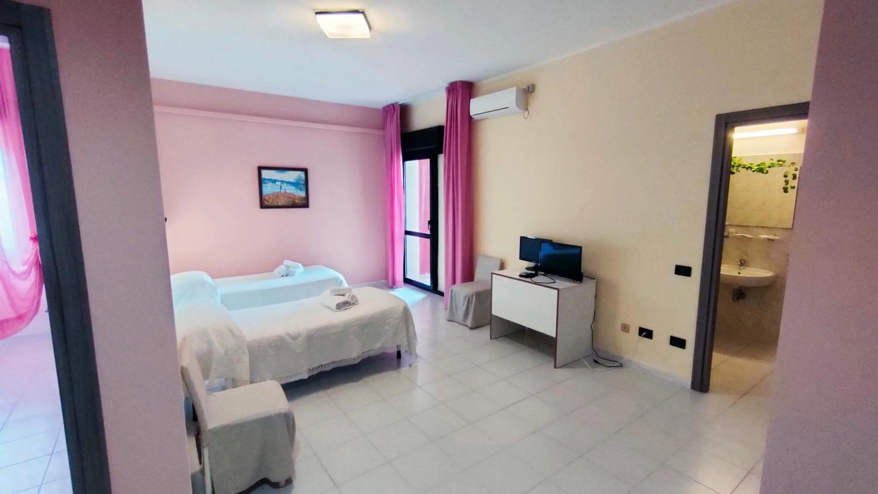 Bed in Hotel Mater Mediterranea