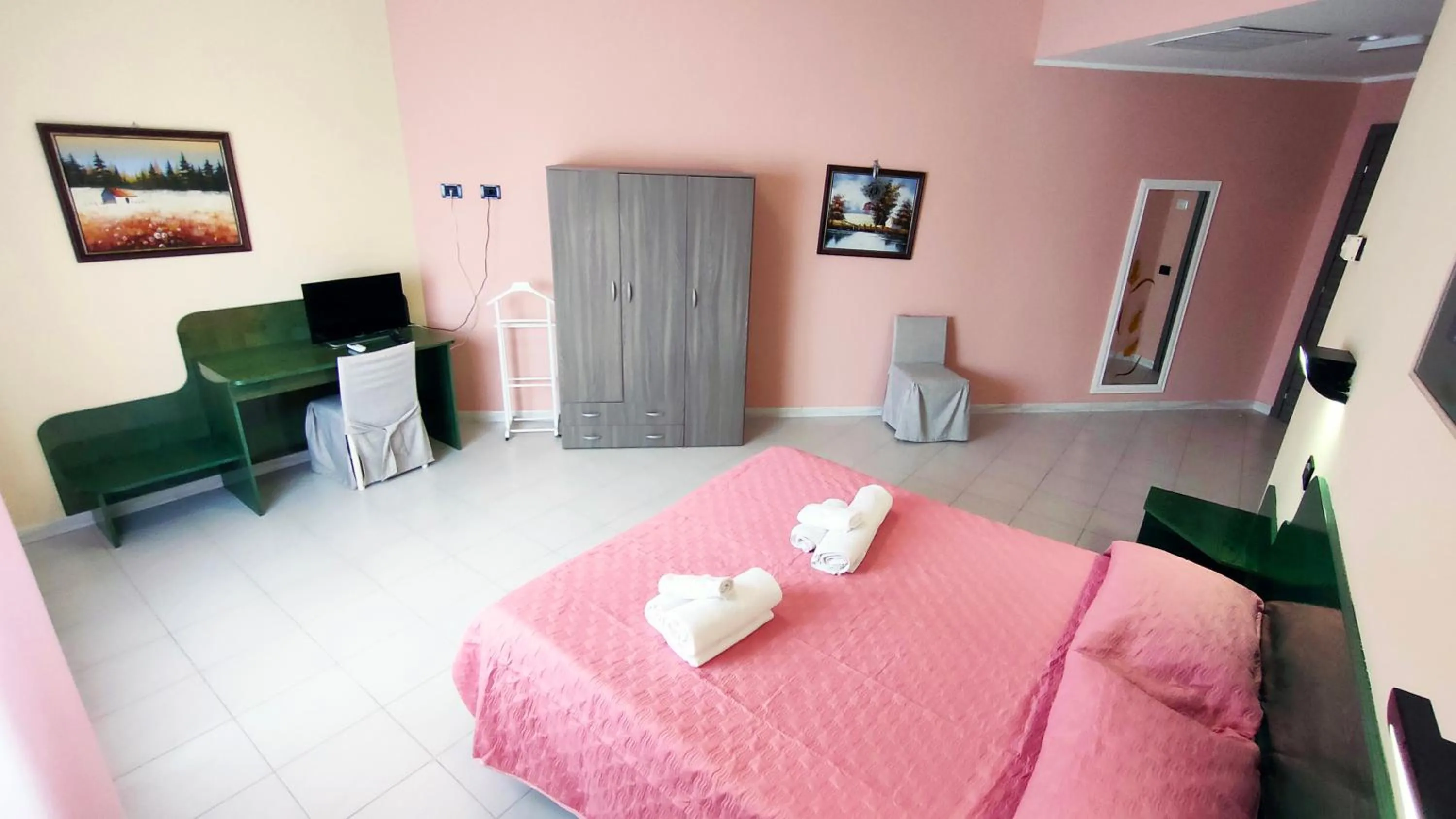 Bed in Hotel Mater Mediterranea