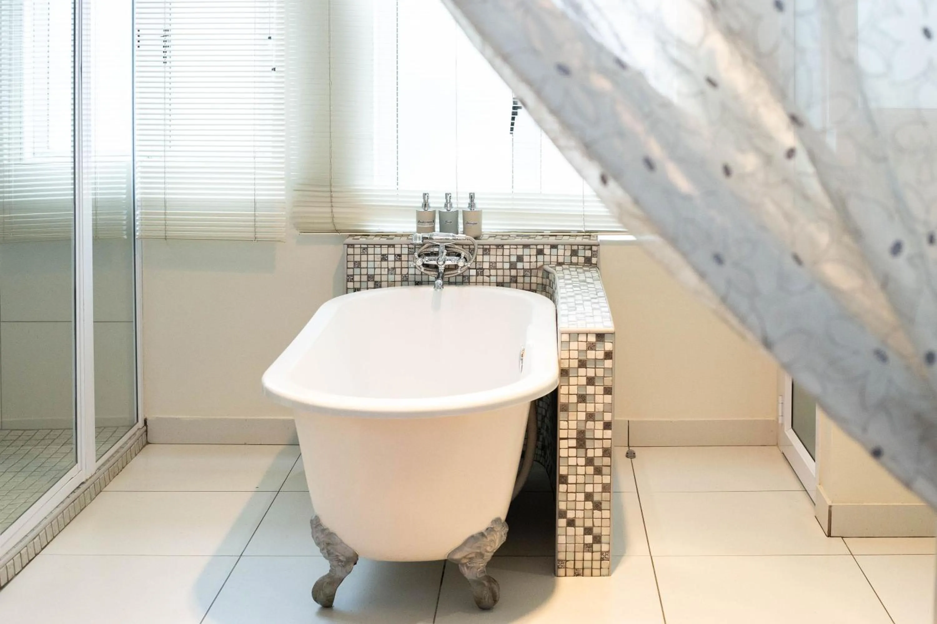 Shower in Oleander Guest House