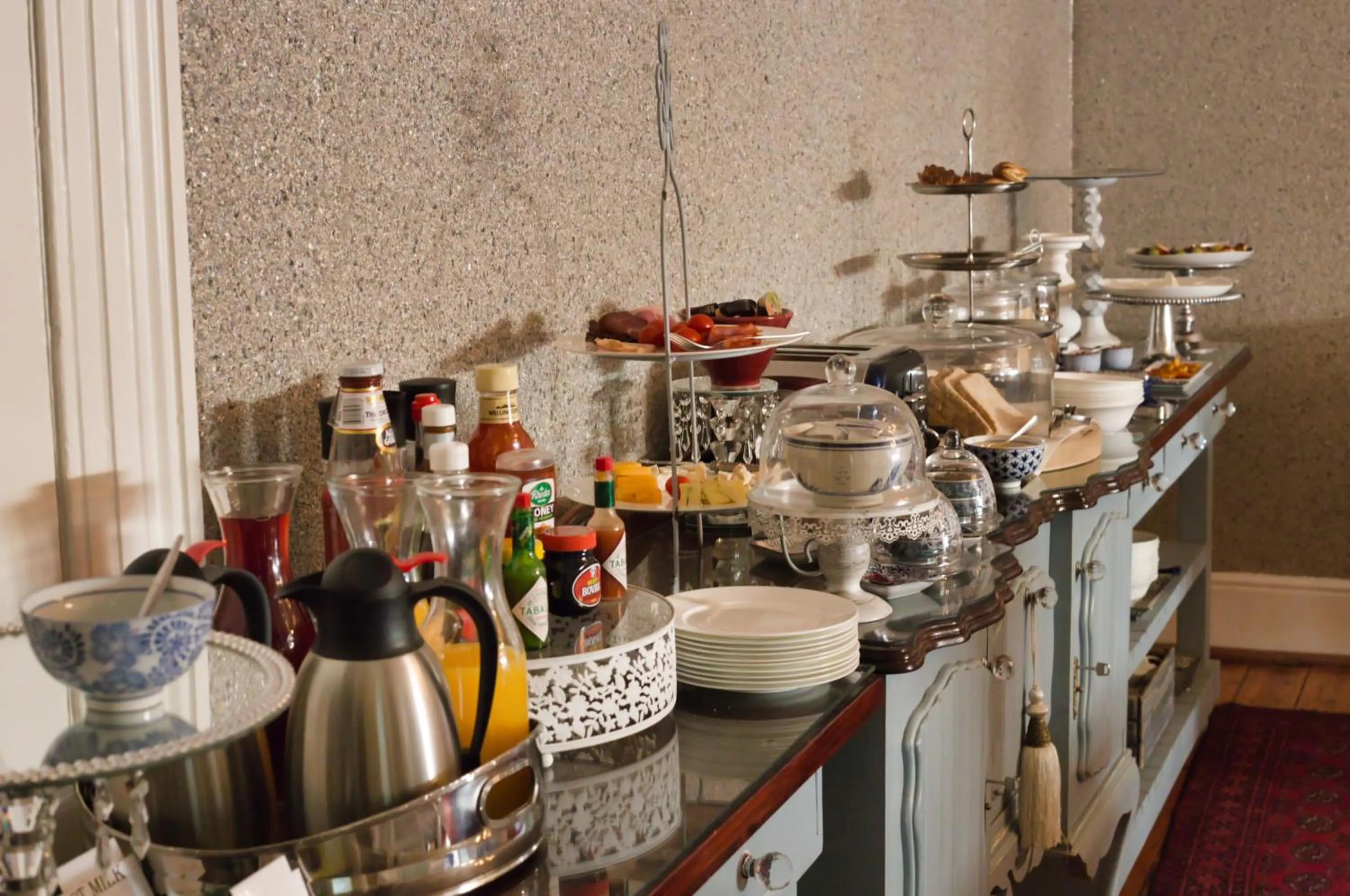 Breakfast in Oleander Guest House