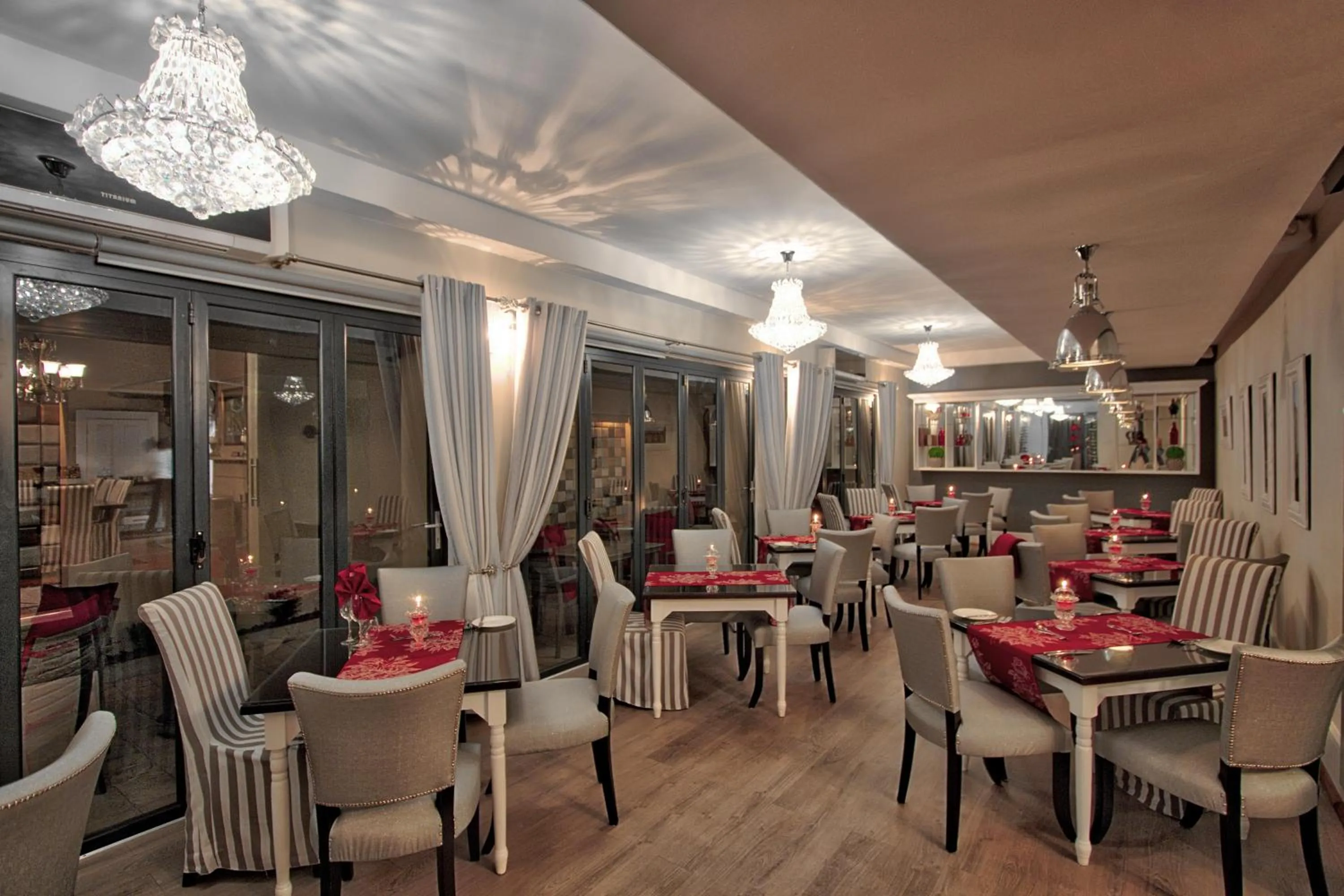 Restaurant/places to eat in Oleander Guest House