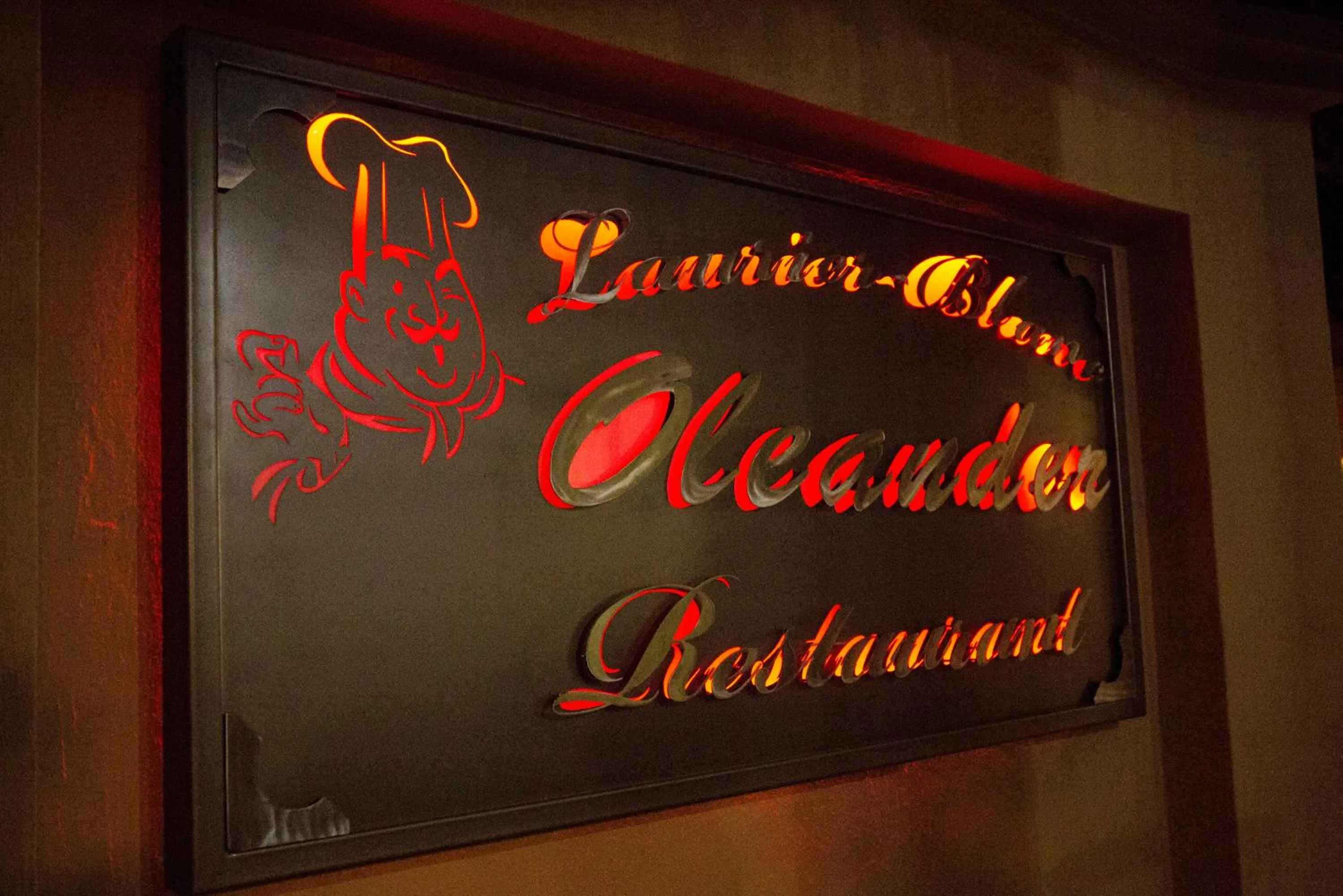 Restaurant/places to eat in Oleander Guest House