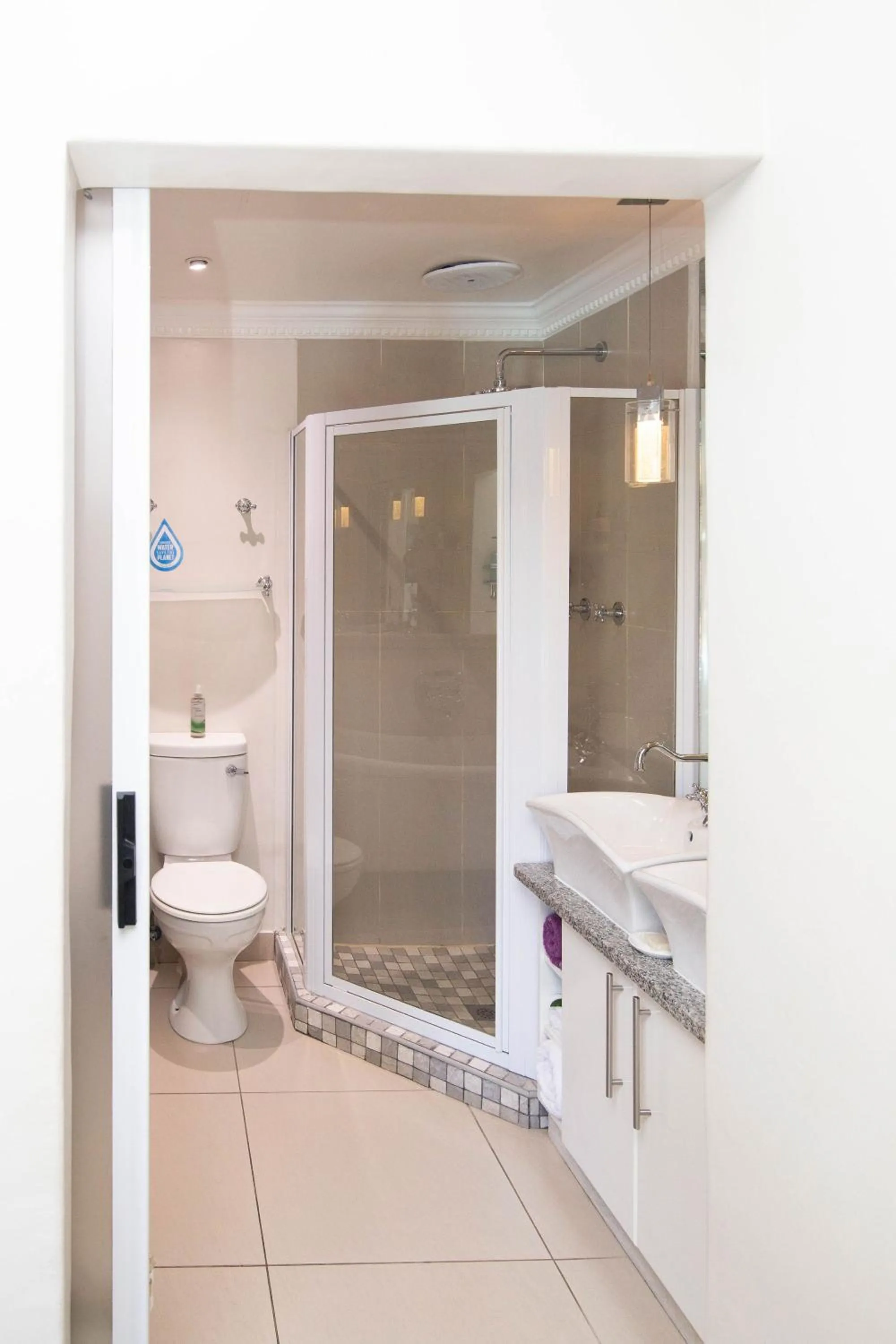 Shower in Oleander Guest House