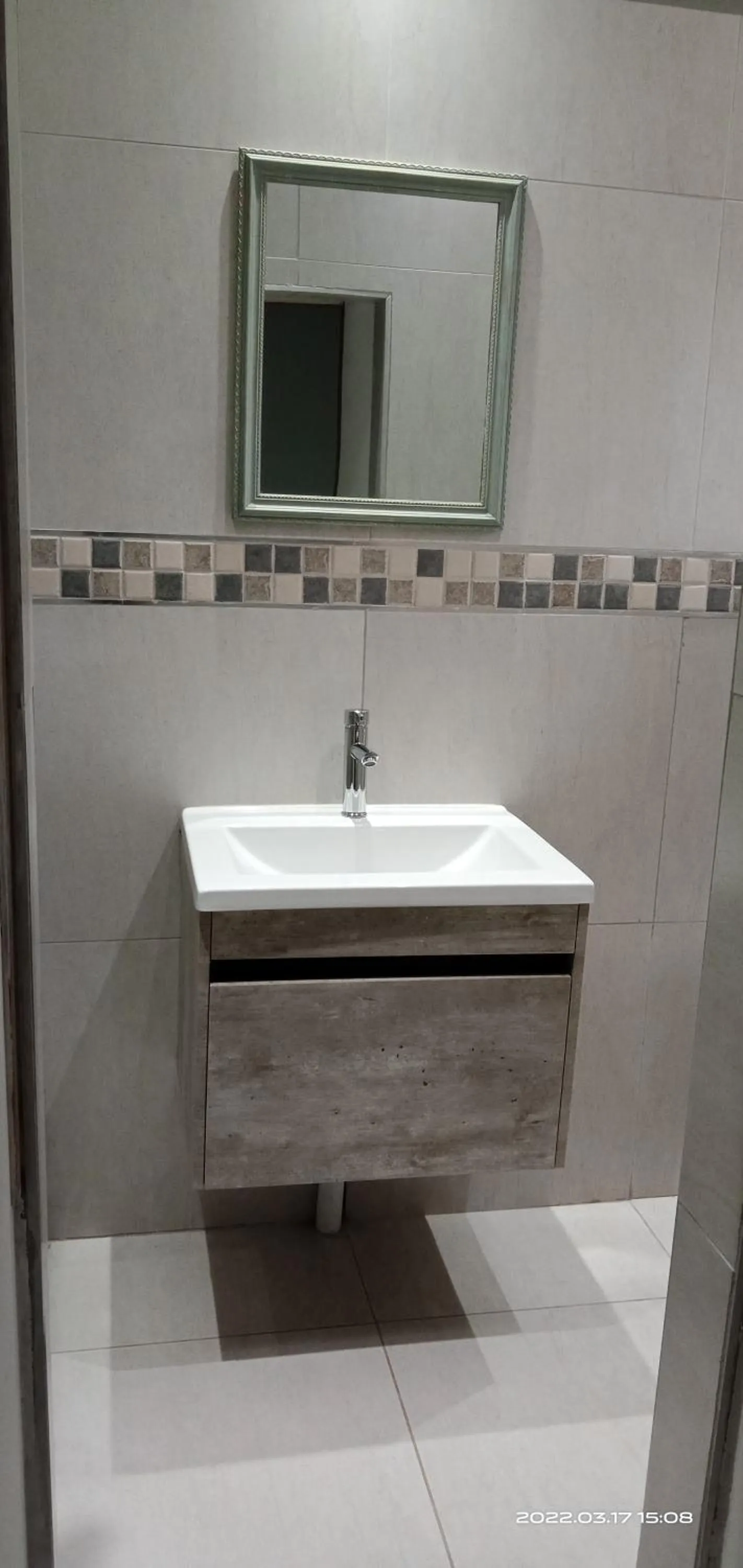 Bathroom in Heroes Garden Lodge