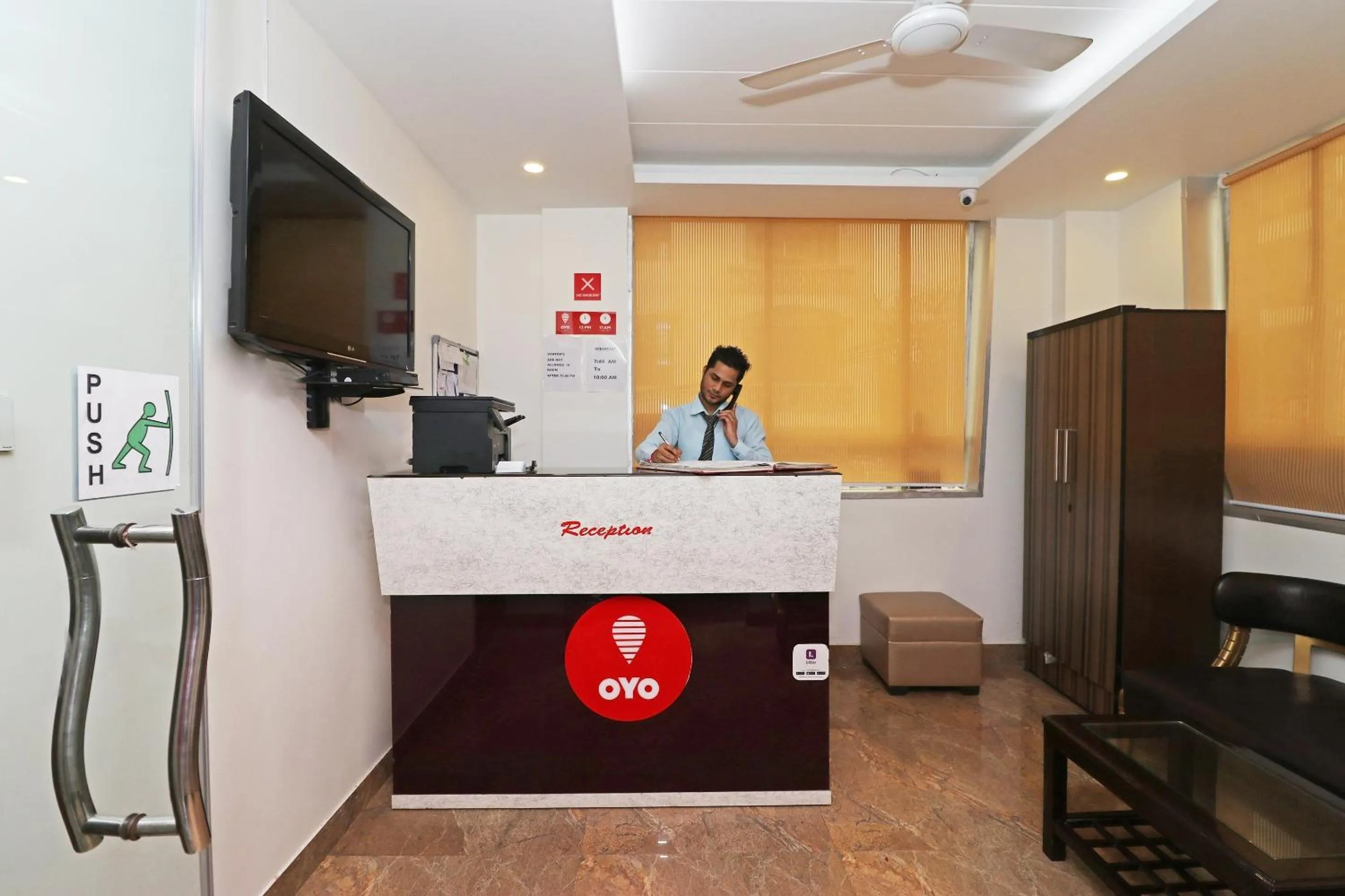 Lobby or reception in Collection O Ramhan