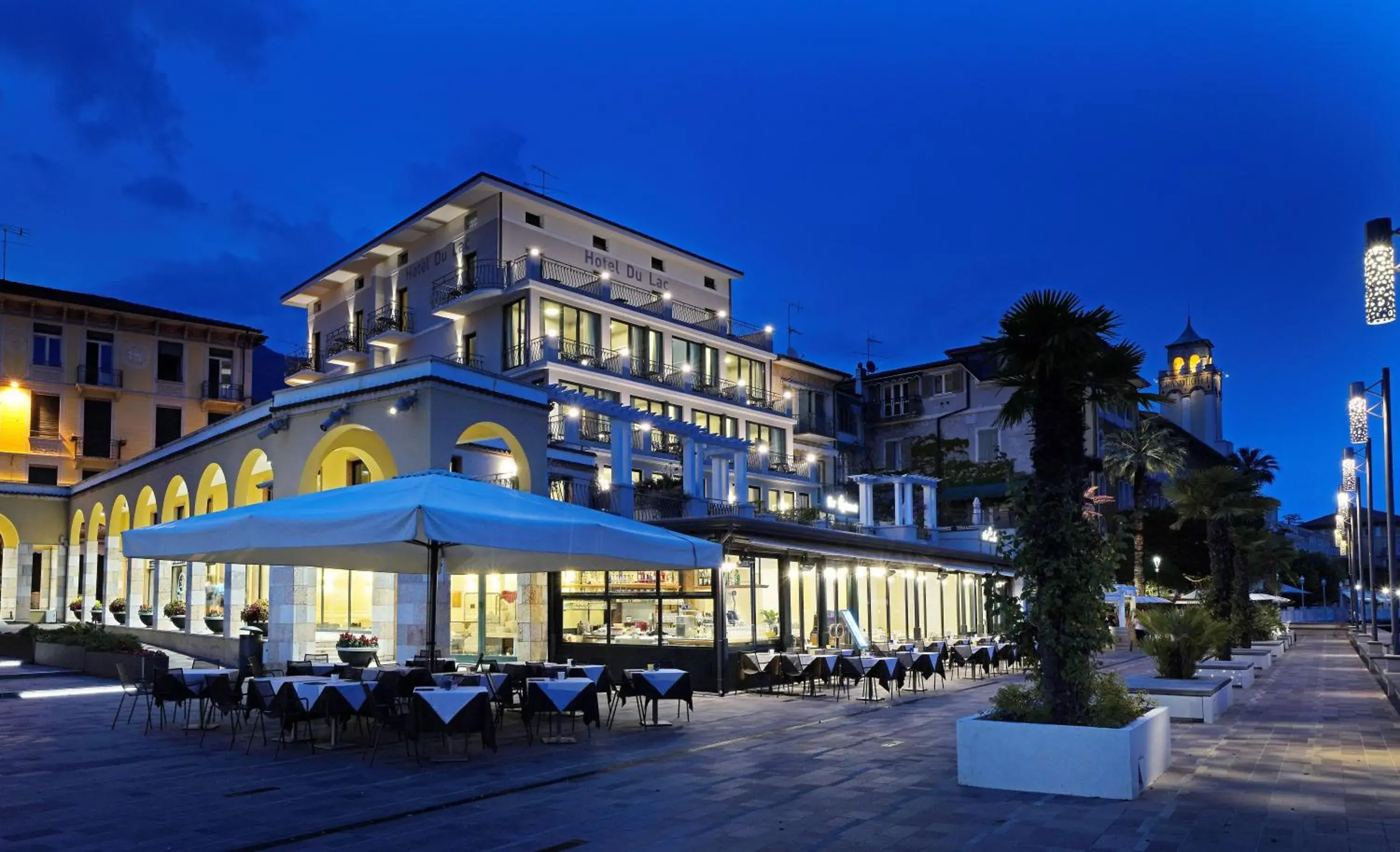 Facade/entrance, Property Building in Hotel Du Lac