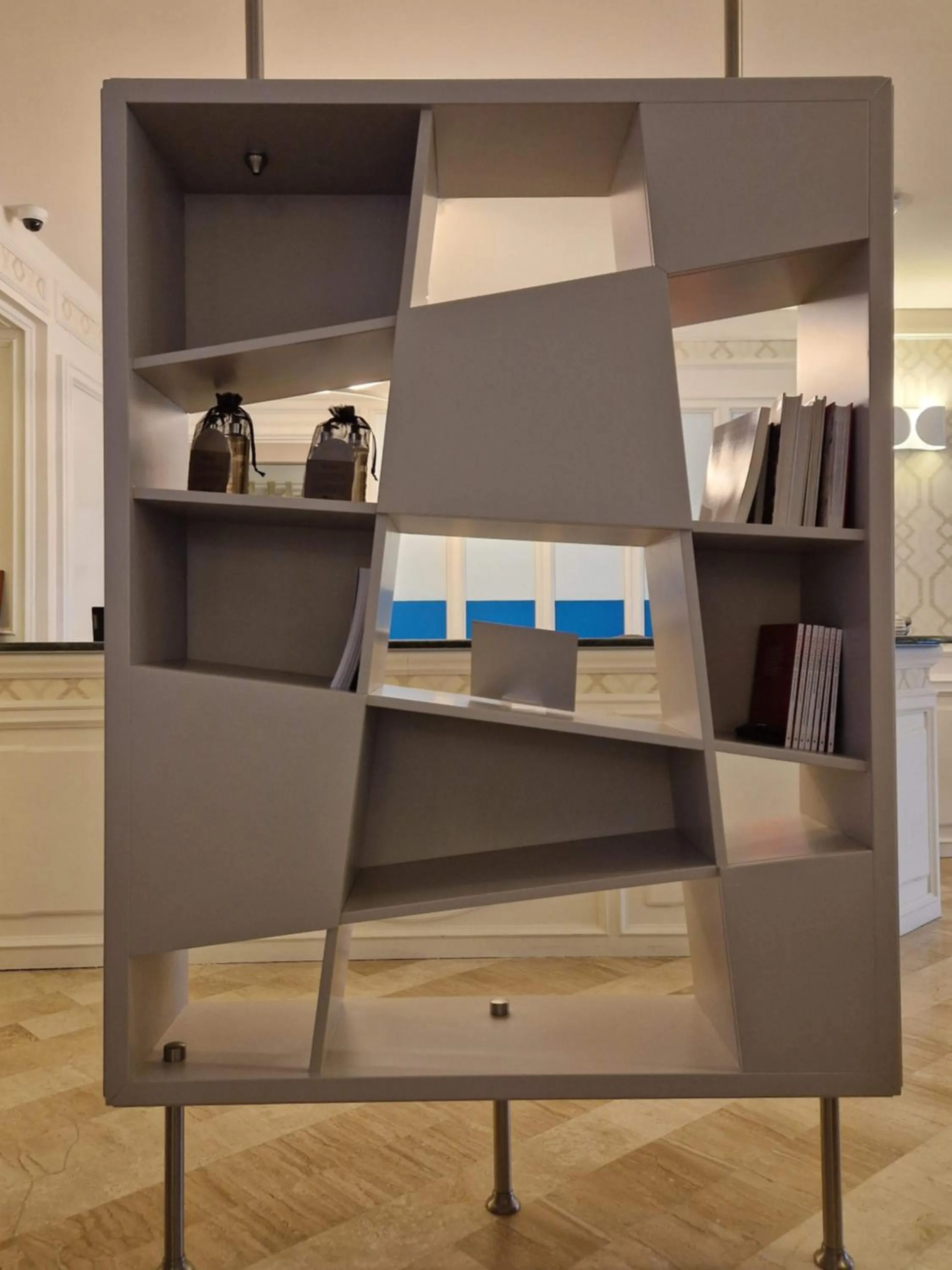 Decorative detail in Hotel Du Lac Gardone Riviera