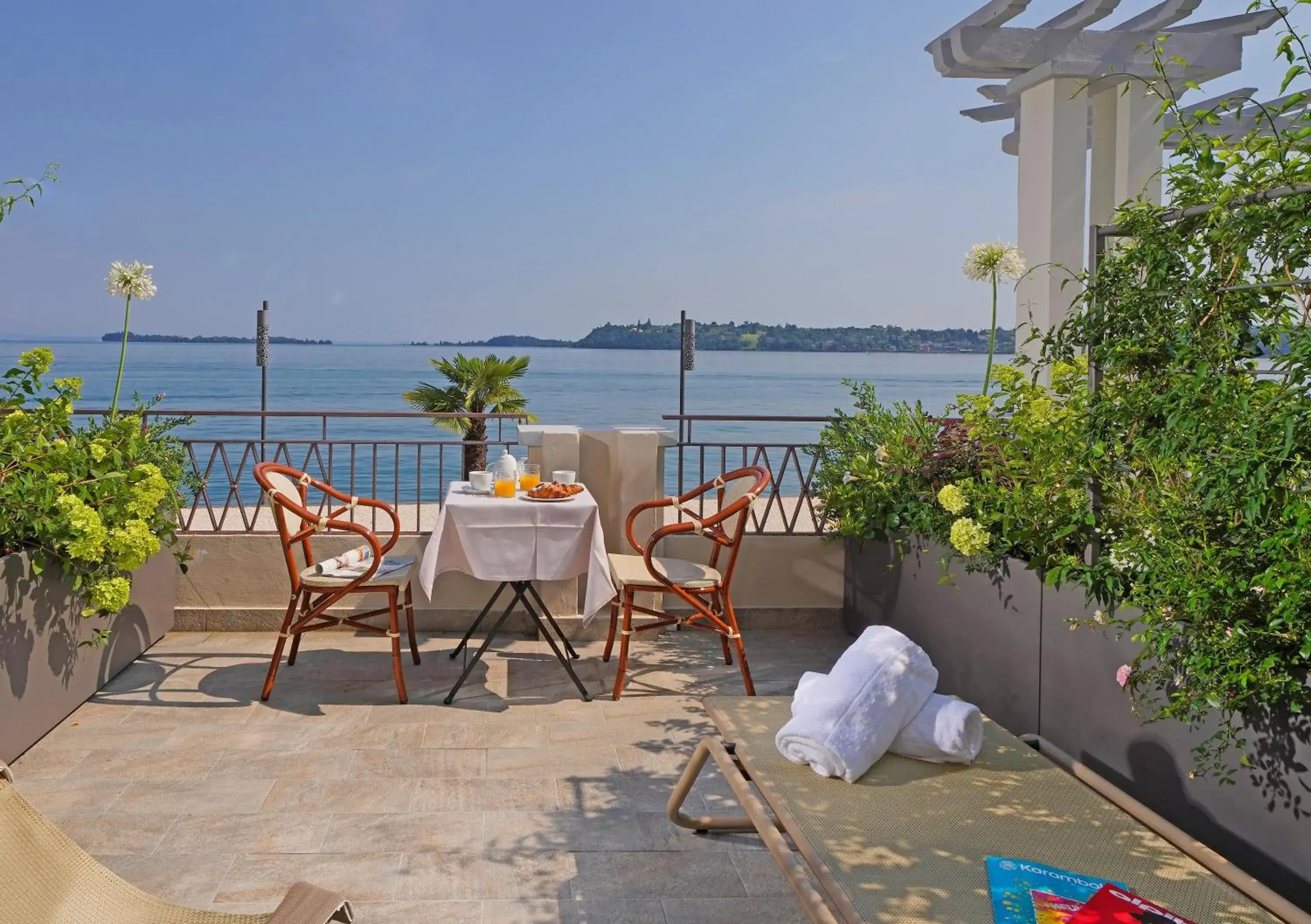 Balcony/Terrace in Hotel Du Lac