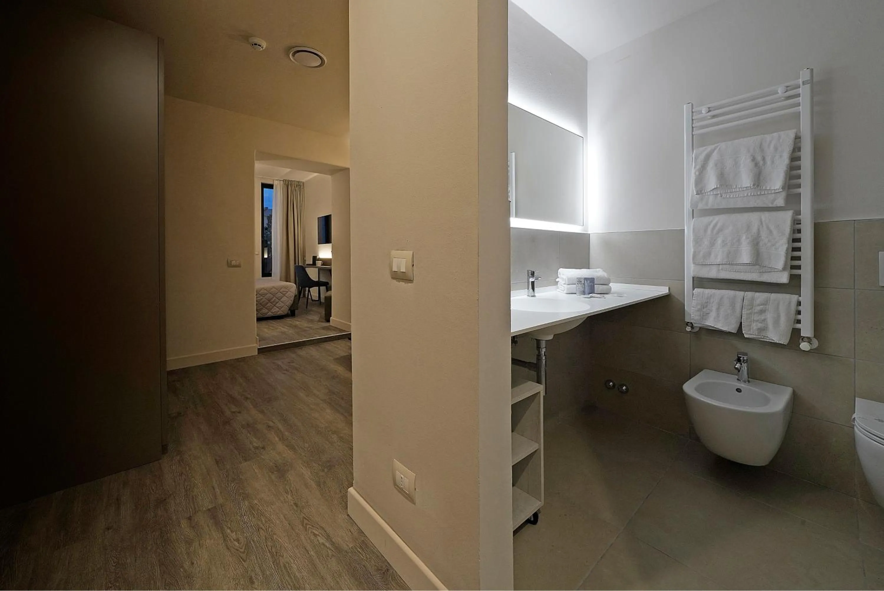 Bathroom in Hotel Du Lac Gardone Riviera