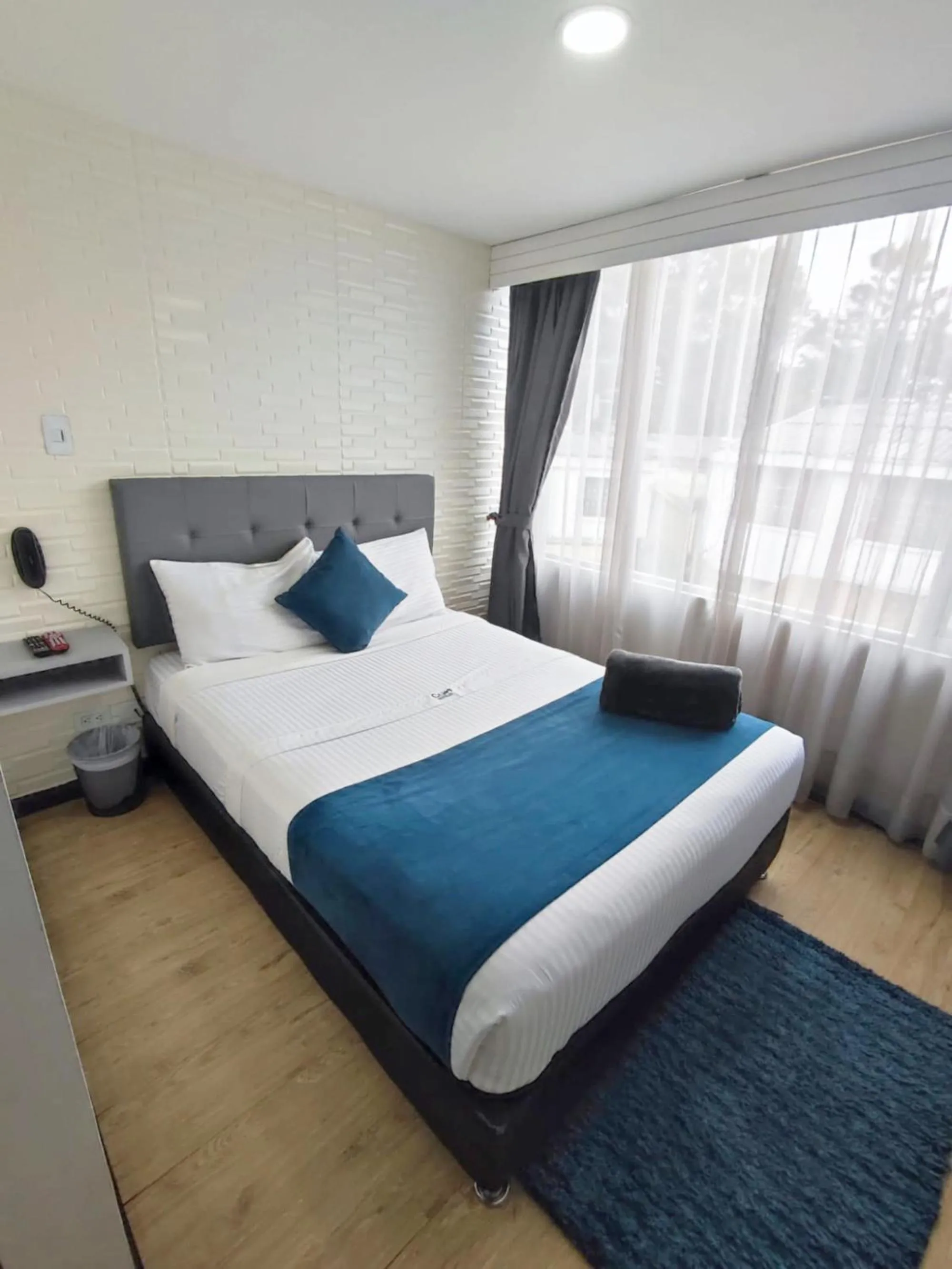 Bed in Hotel CGH Bogota Airport