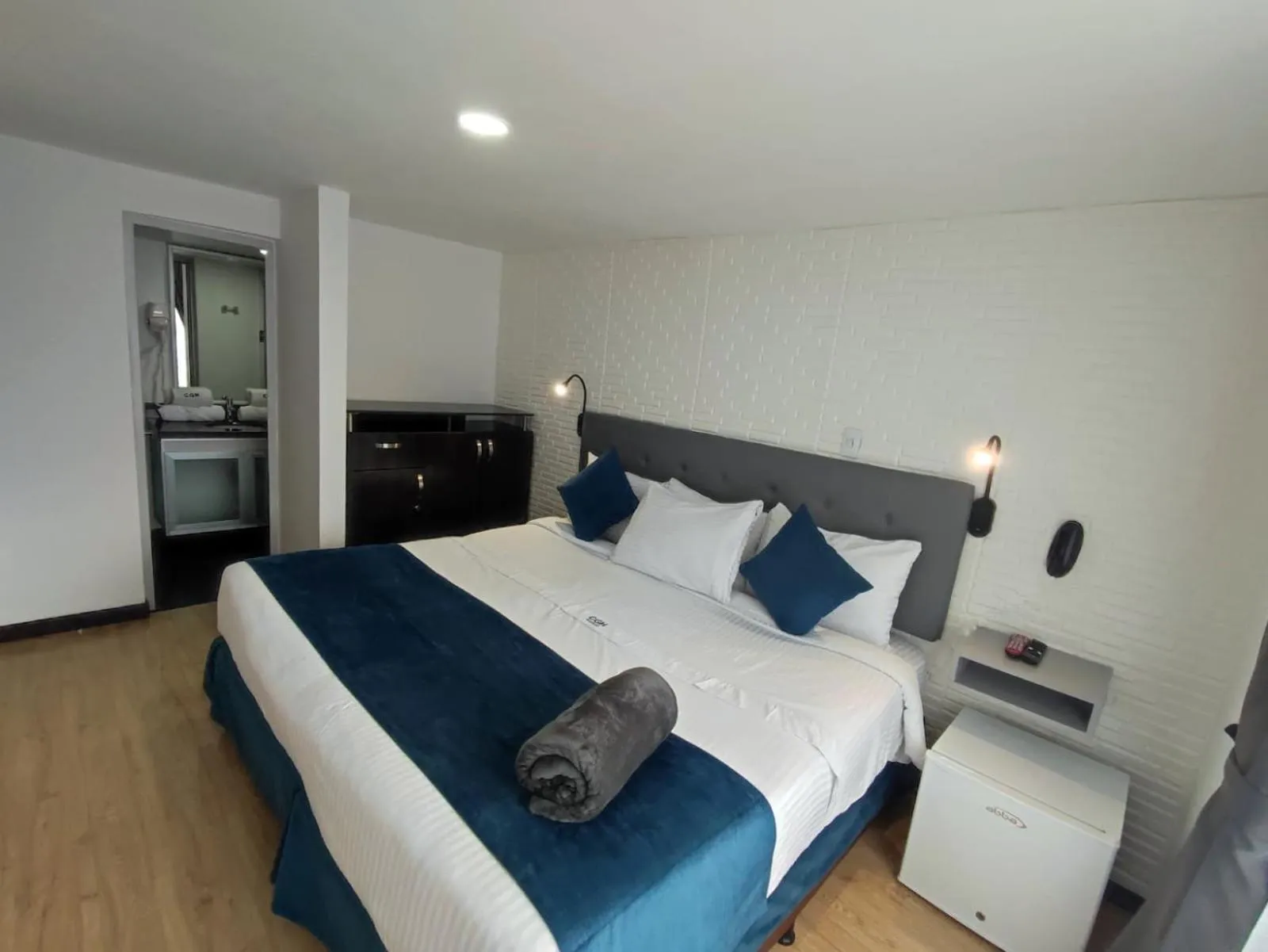 Bed in Hotel CGH Bogota Airport