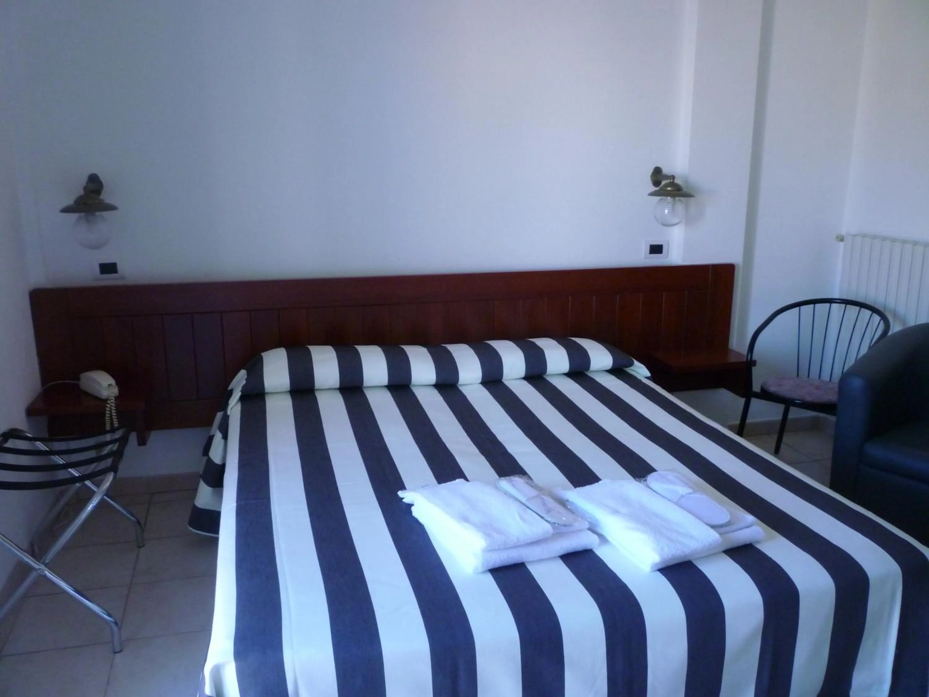 Bed in Hotel L'Ancora