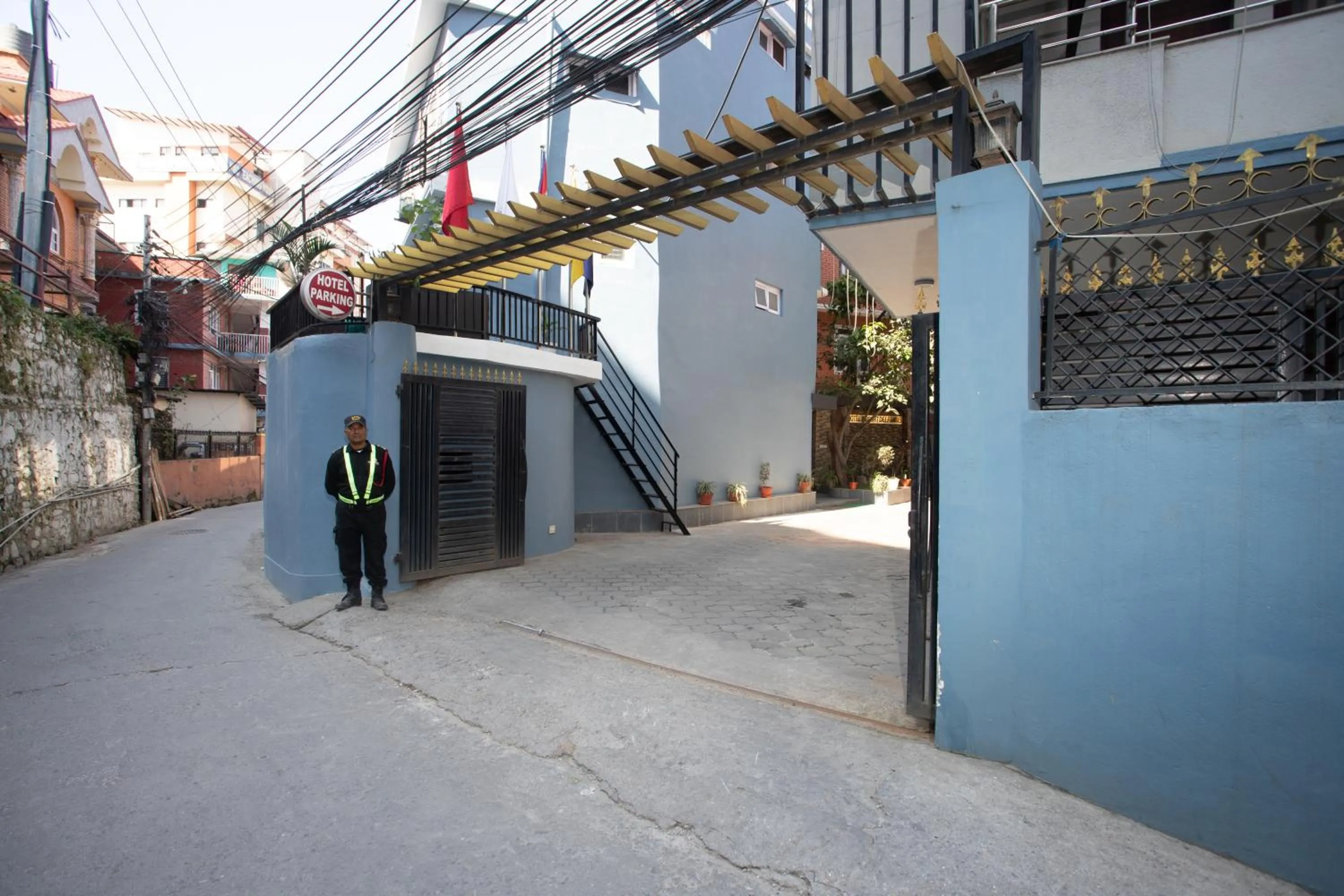 Facade/entrance in Hotel Airport Deepshree