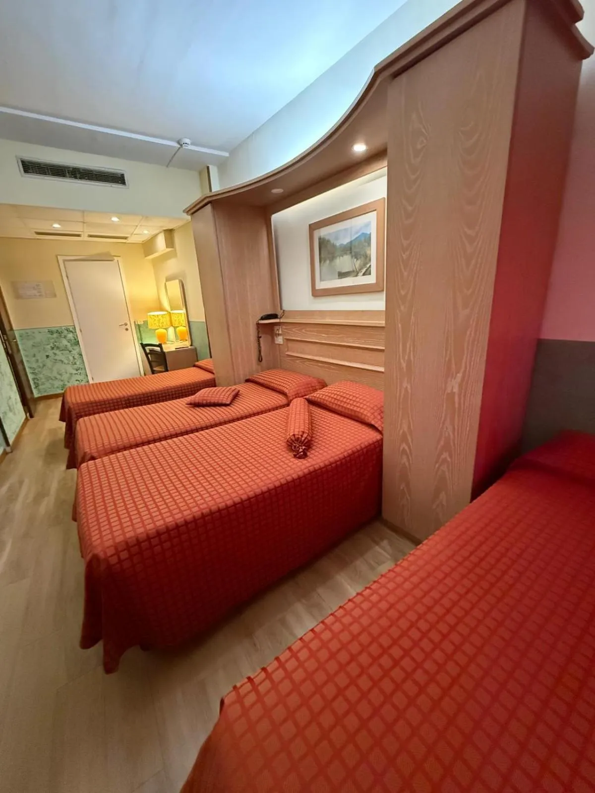 Photo of the whole room, Bed in Hotel Meridiana
