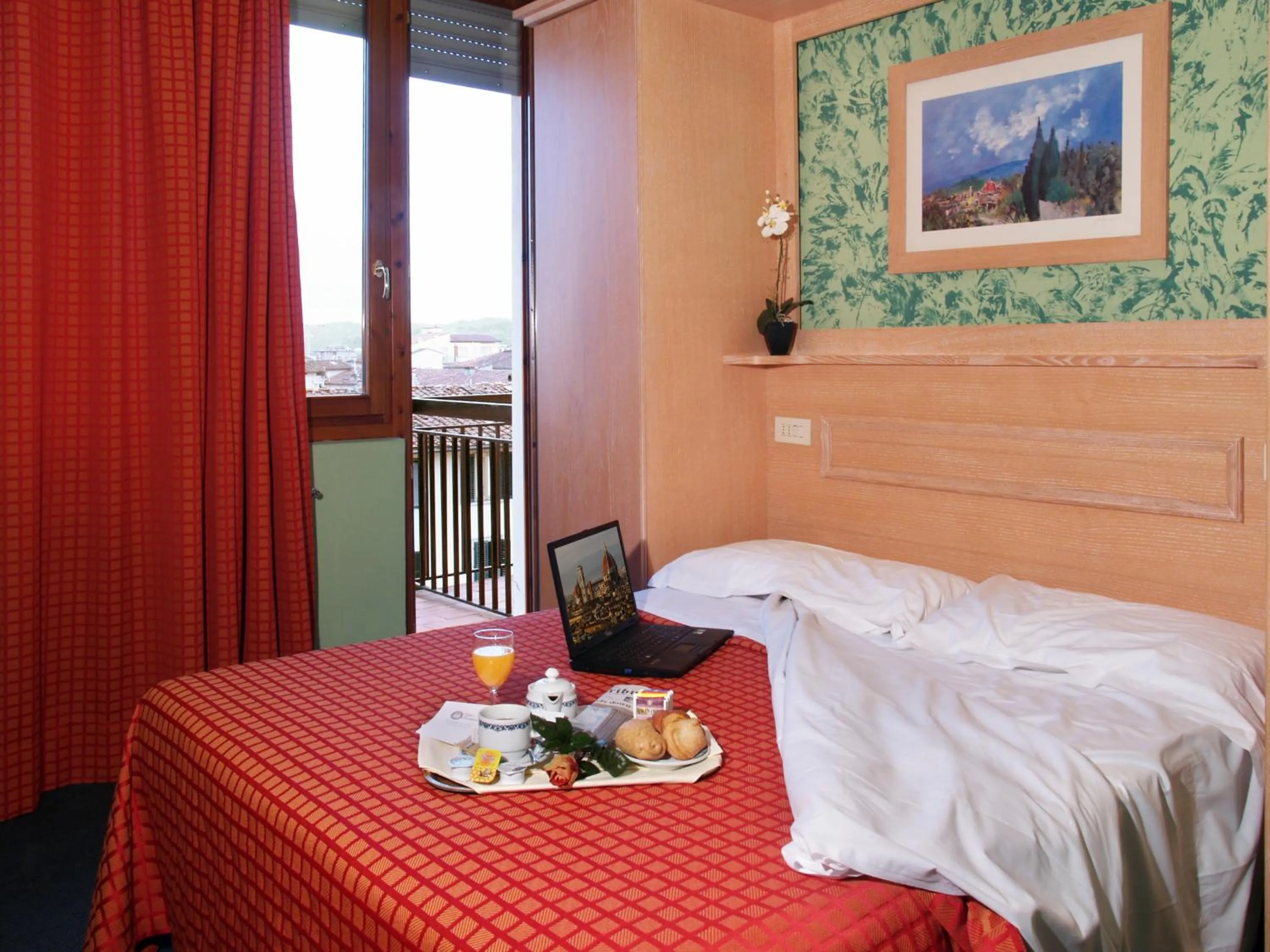 Photo of the whole room, Bed in Hotel Meridiana