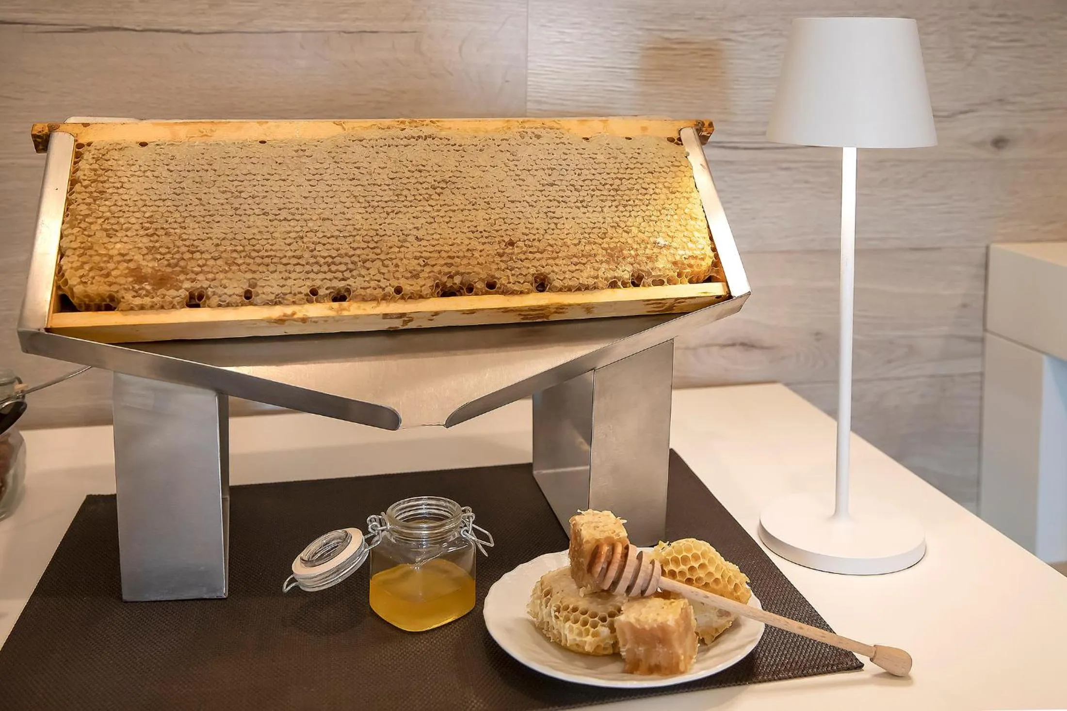 Buffet breakfast in Relais dell'Olmo