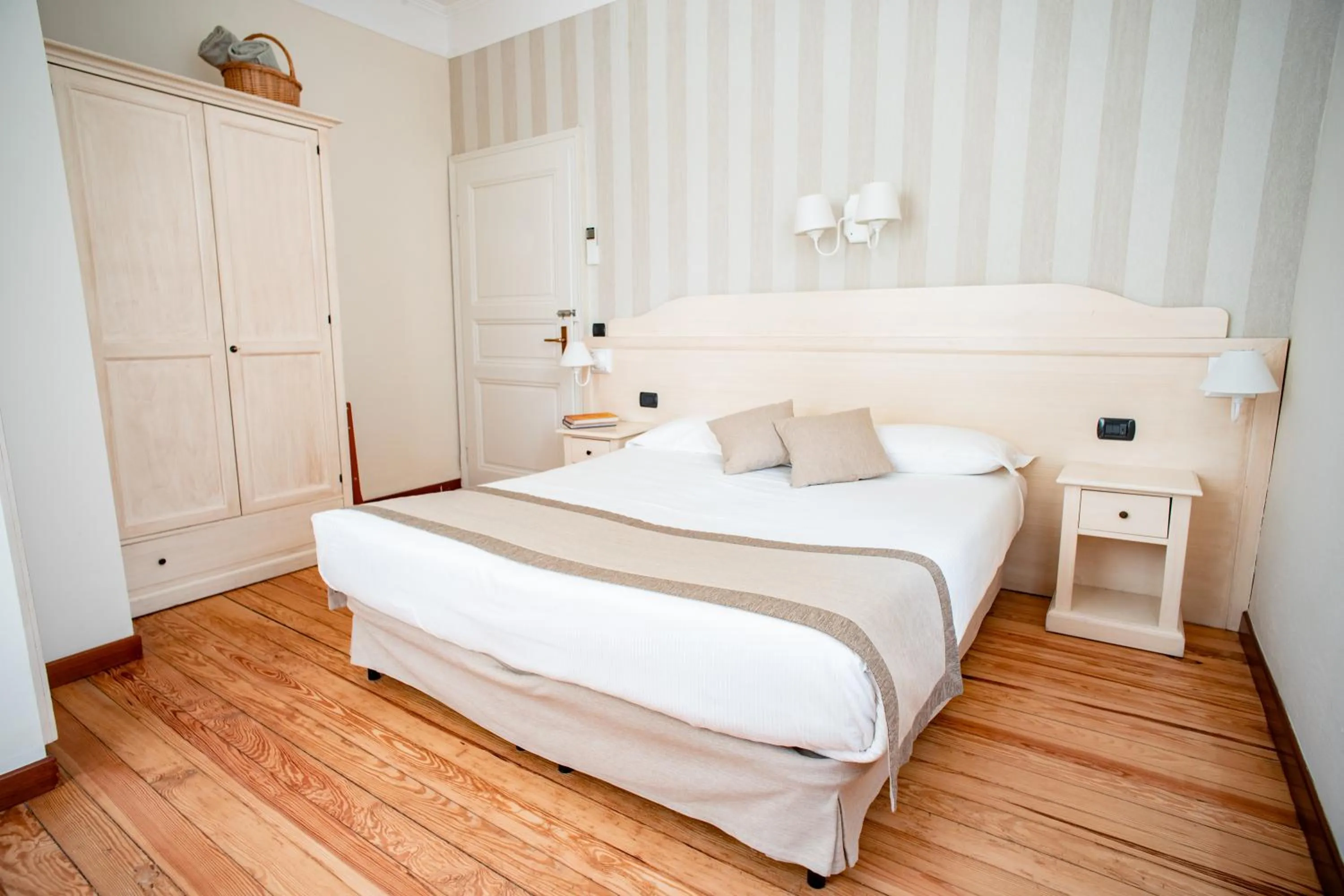 Photo of the whole room, Bed in Hotel Villa Aurora