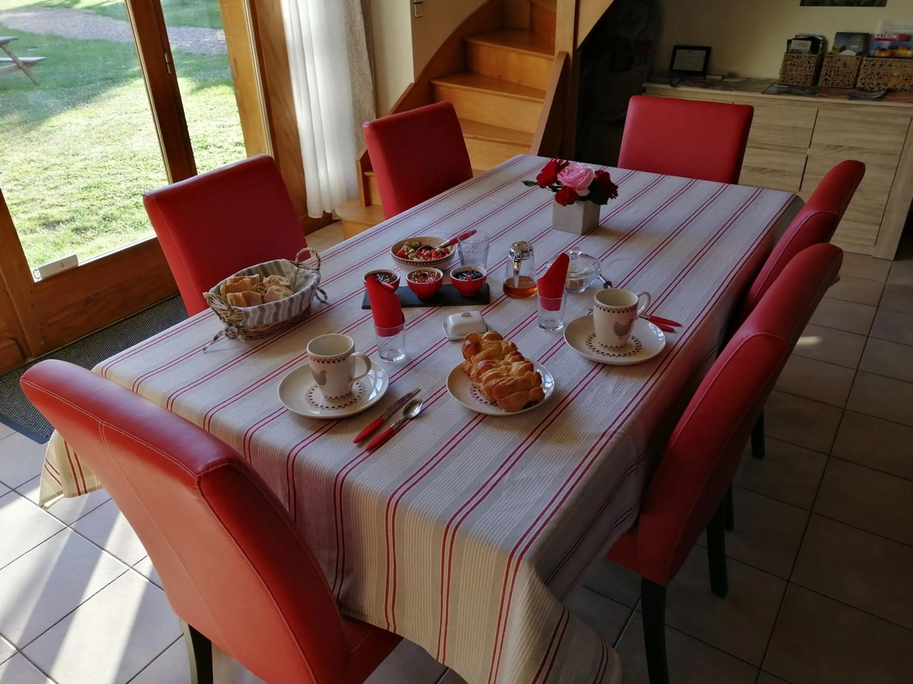Breakfast in Le Tulipier de Virginie