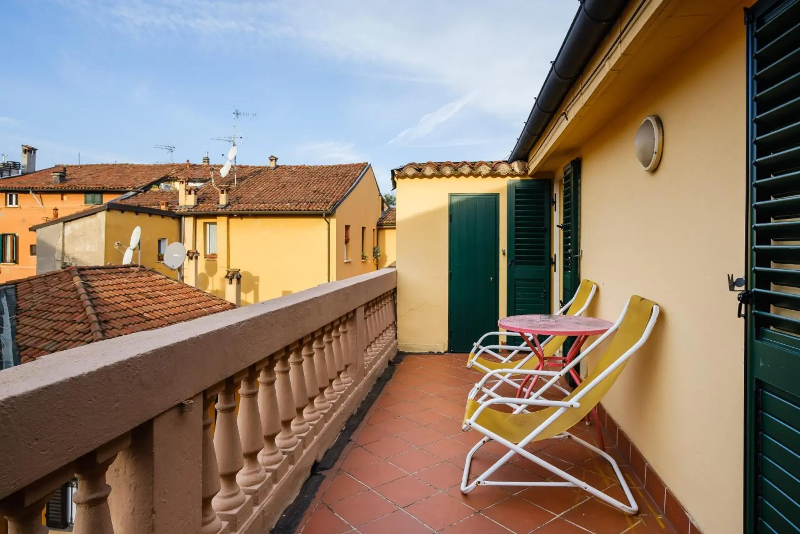 Vista sulle torri di Bologna by Wonderful Italy Vista sulle torri di Bologna by Wonderful Italy