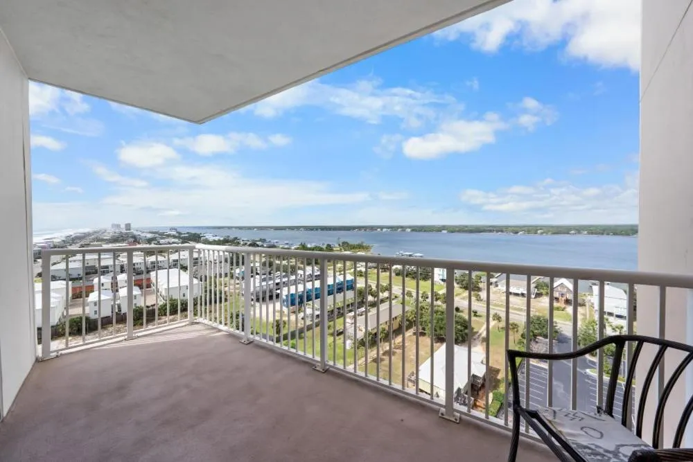 Crystal Tower 1309 by Youngs Suncoast