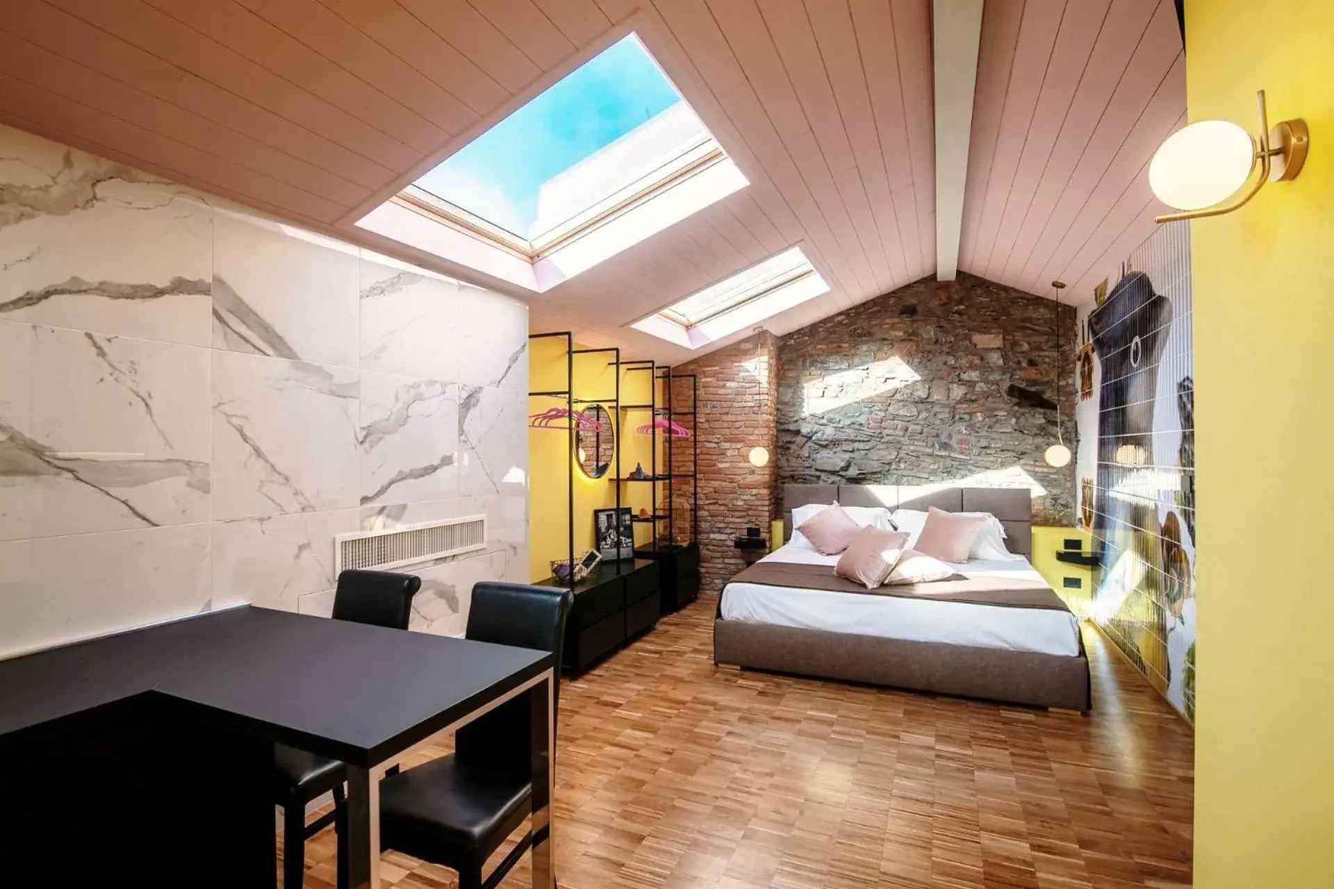 Executive Suite in Aurum - Como Luxury Suites Executive Suite in Aurum - Como Luxury Suites