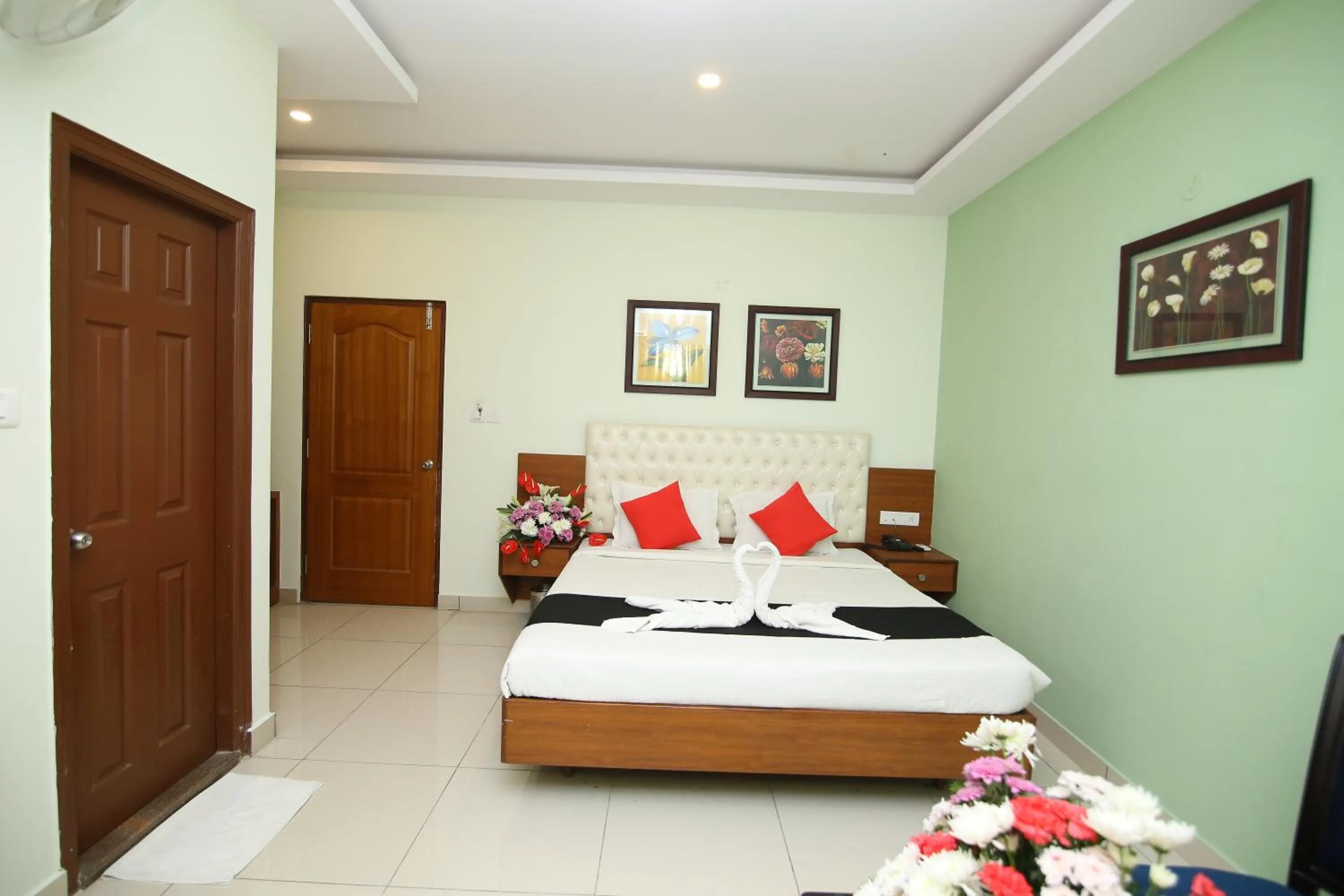 Hotel Crystal Orchid