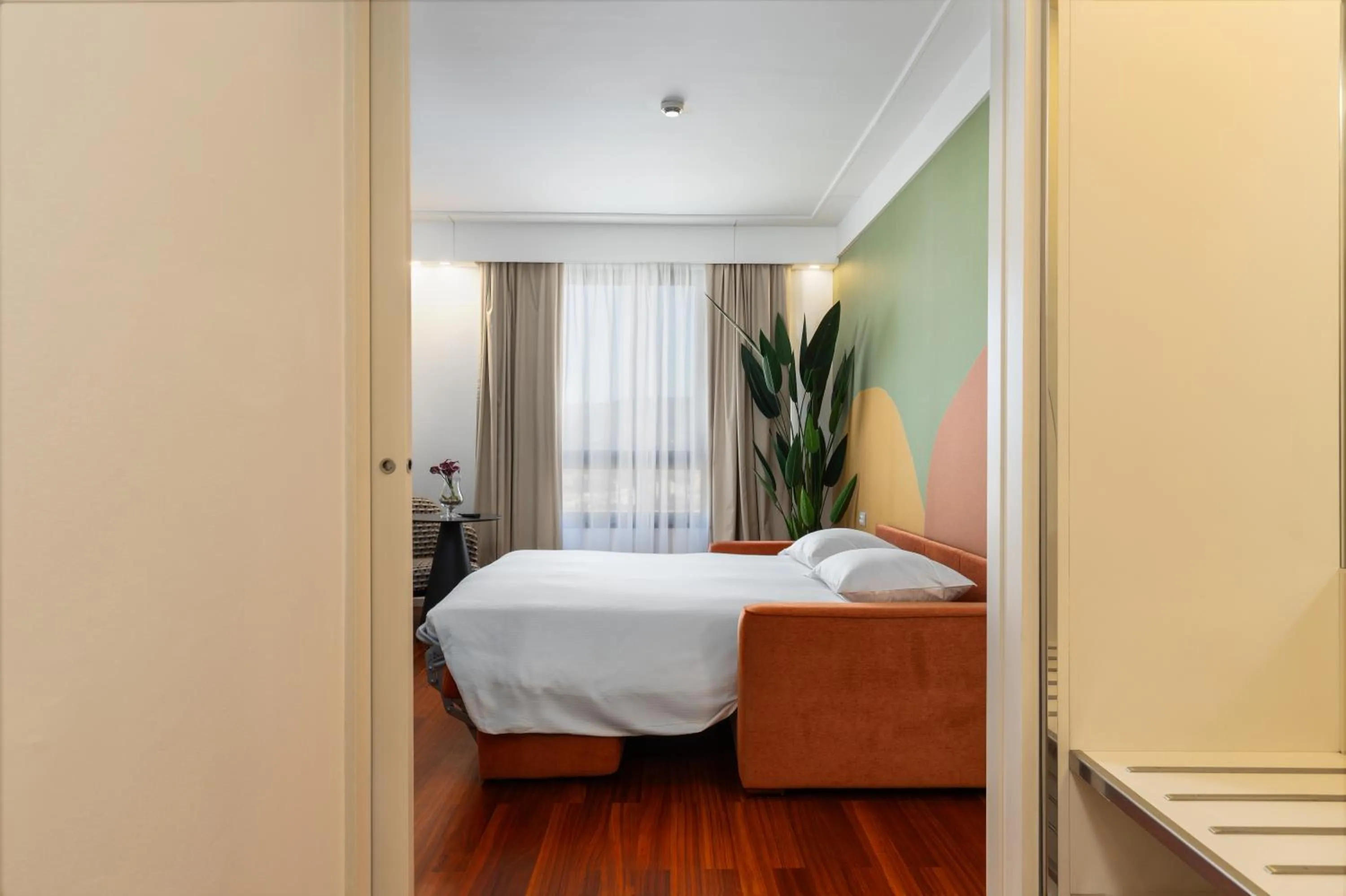 Bed in DoubleTree by Hilton Florence Metropole