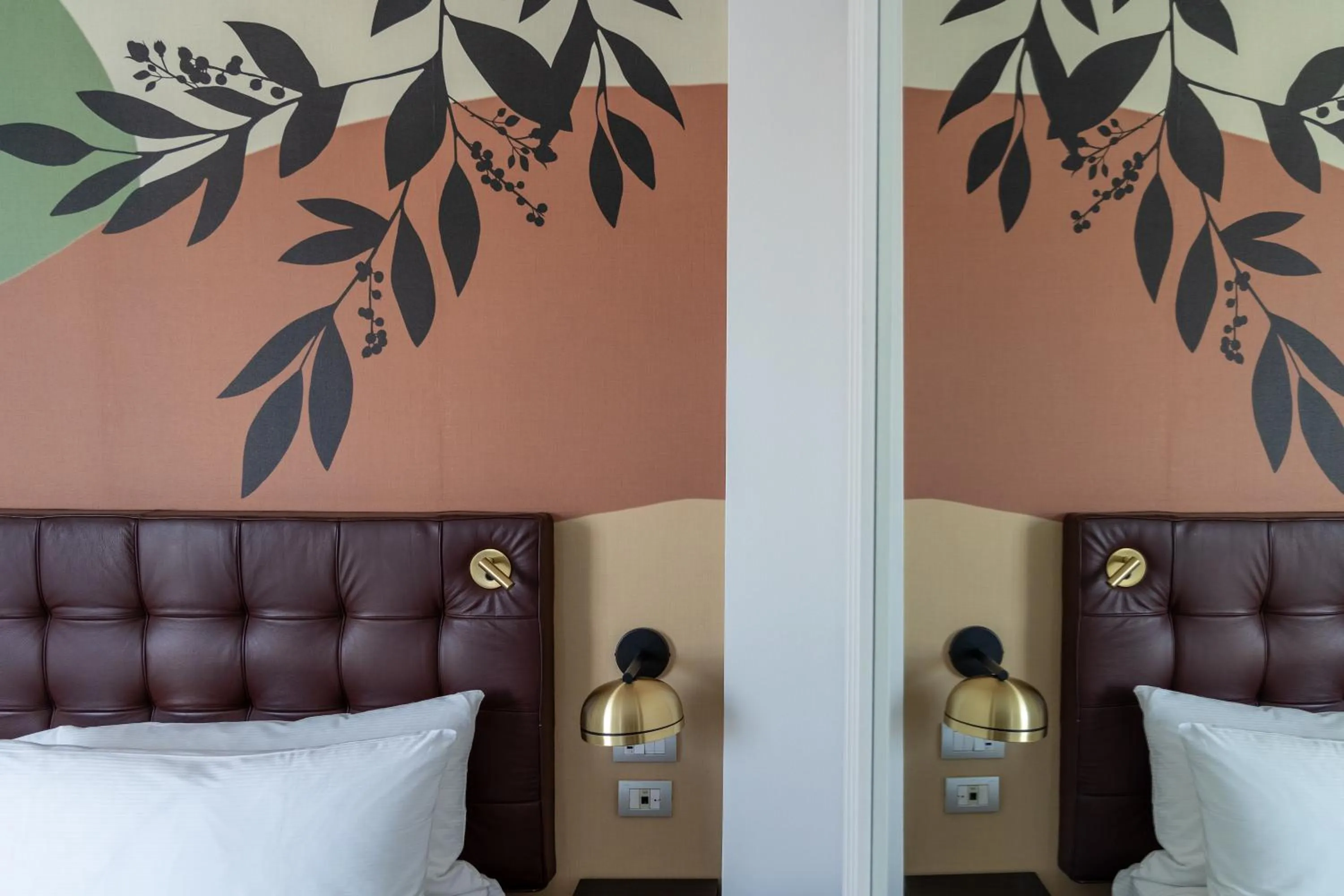 Bed in DoubleTree by Hilton Florence Metropole