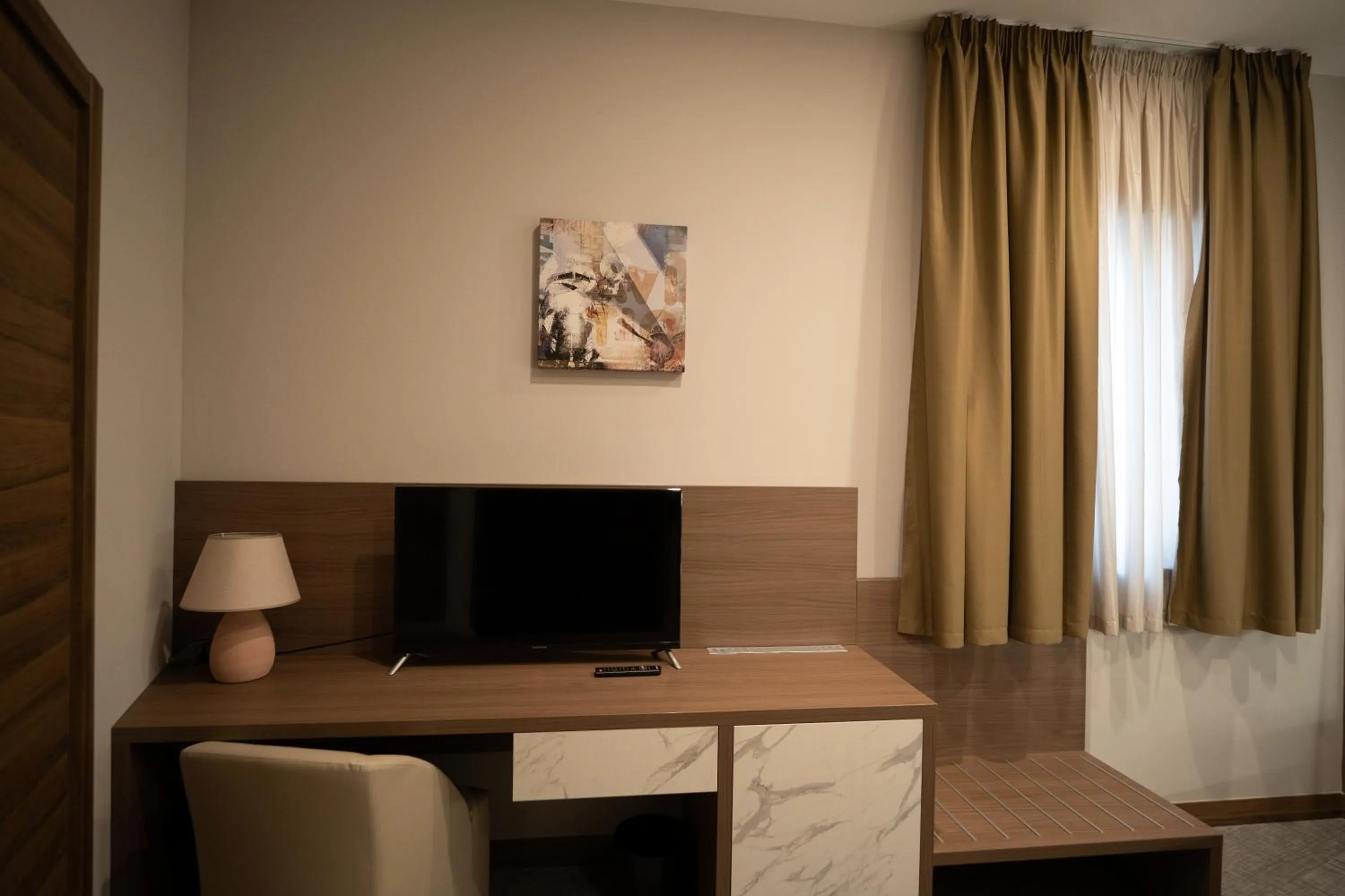 Photo of the whole room in Building Hotel