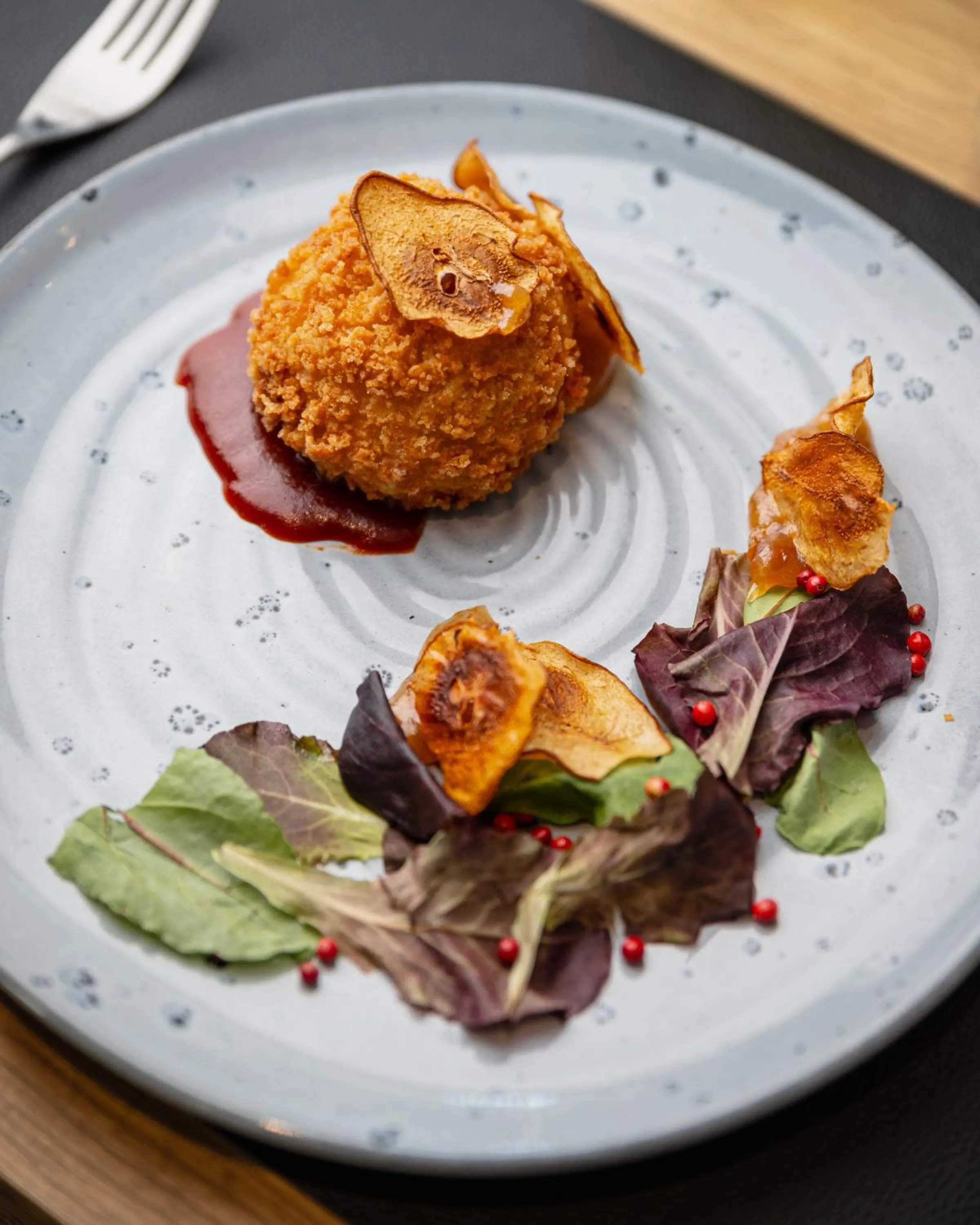 Restaurant/places to eat in Building Hotel