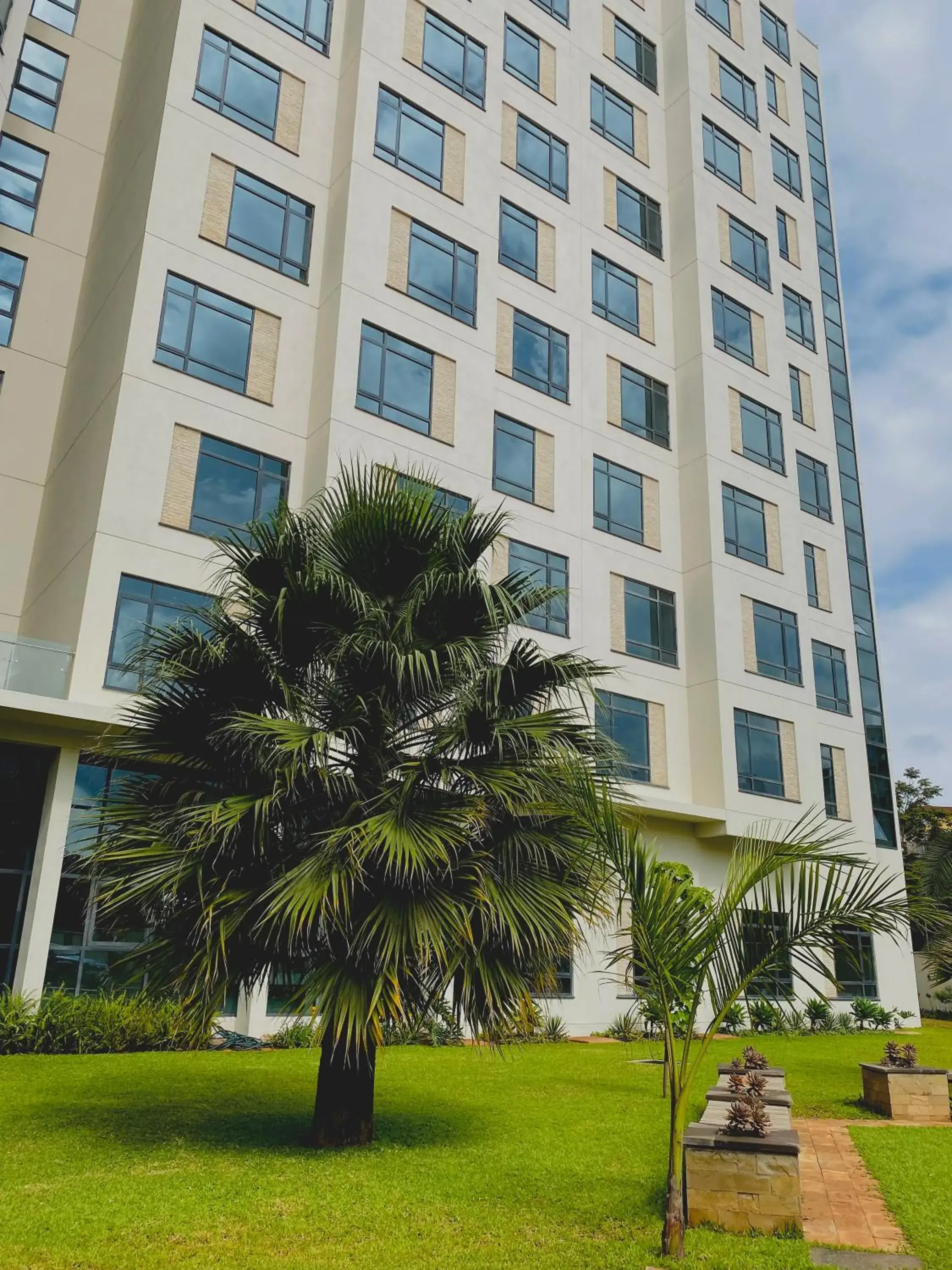 Property building in Somerset Westview Nairobi Property building in Somerset Westview Nairobi