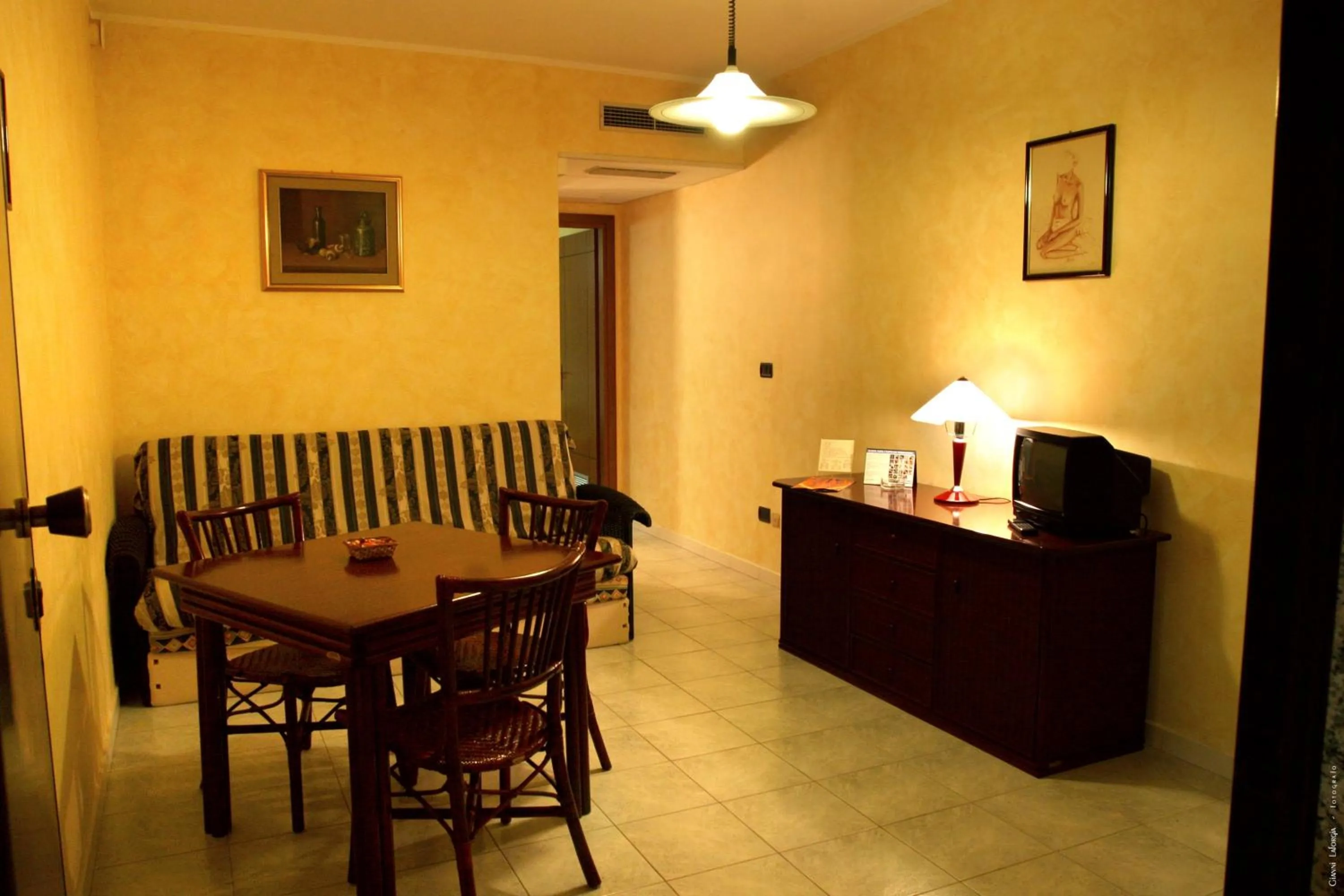 Seating area in Hotel Blue Rose's