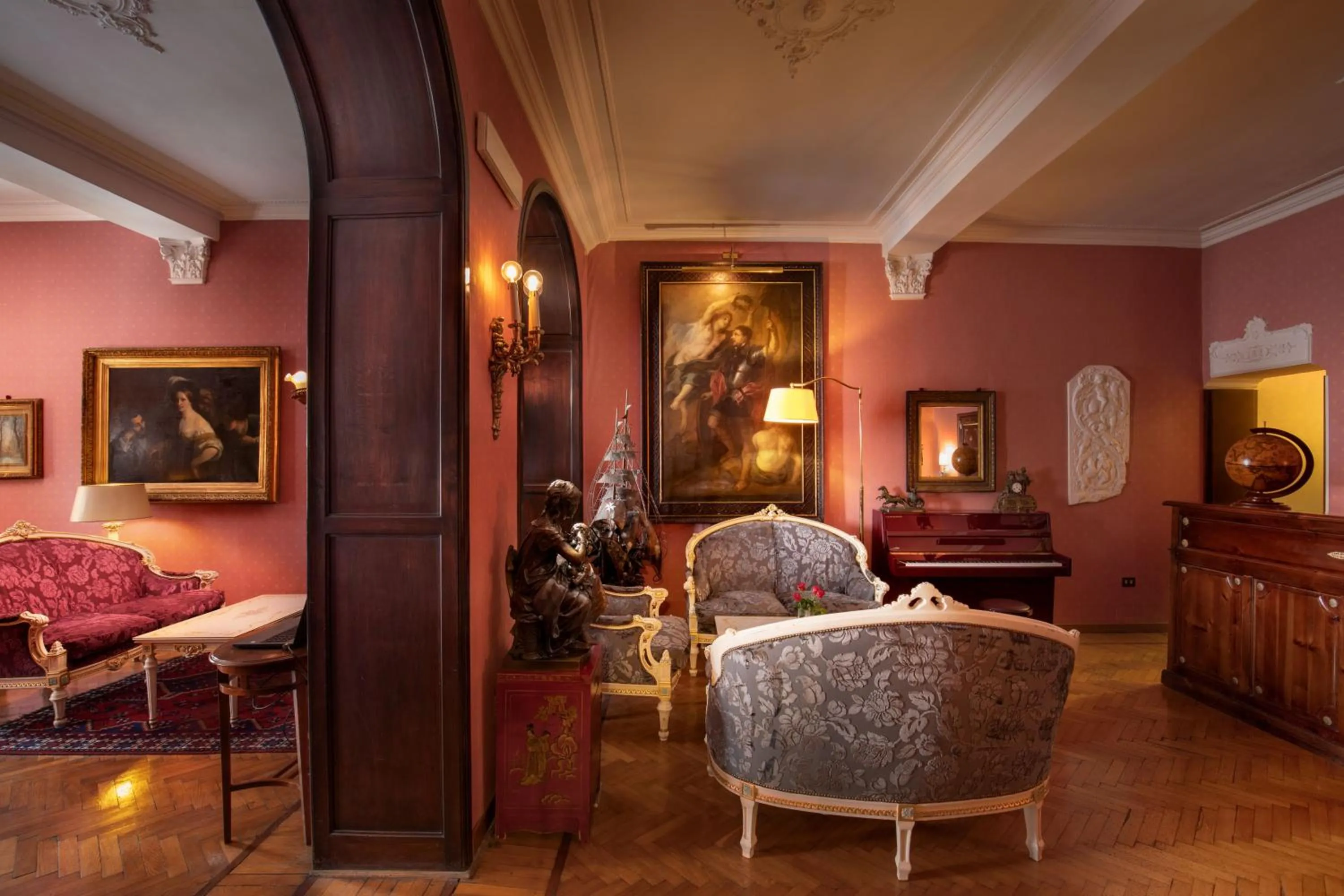 Property building in Residenza Frattina