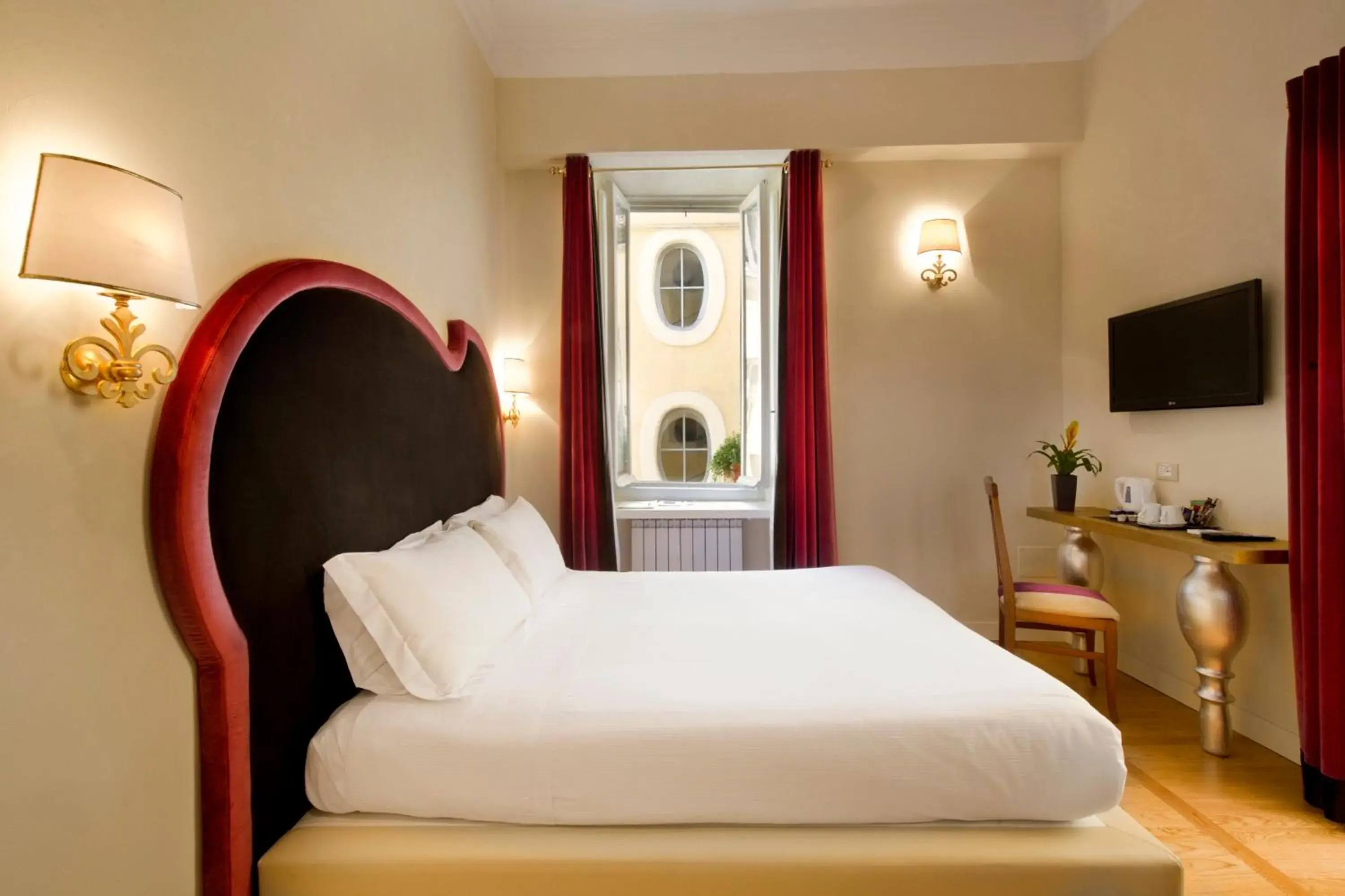 Bedroom, Bed in Residenza Frattina Bedroom, Bed in Residenza Frattina