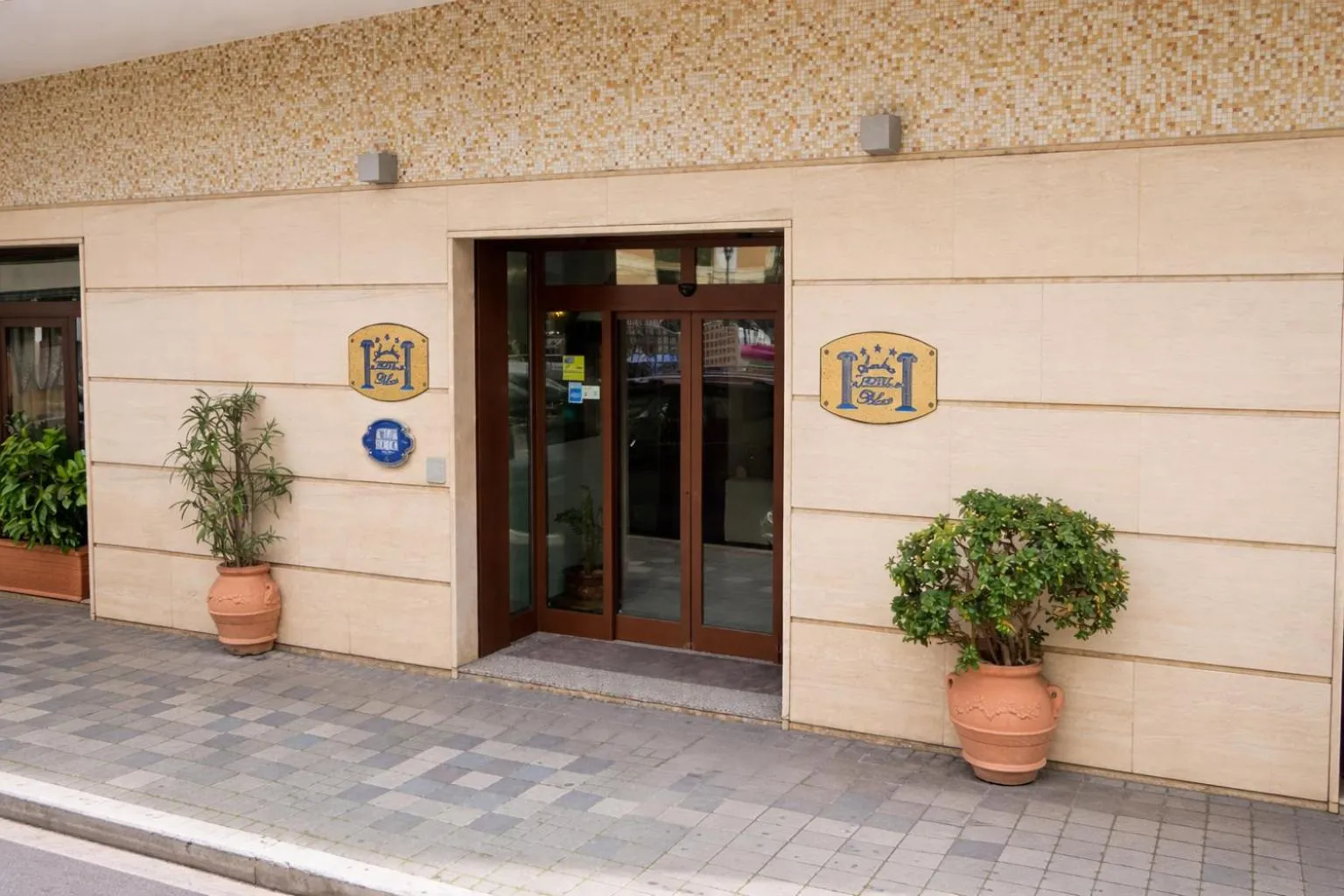 Facade/entrance in Phi Hotel Ambra